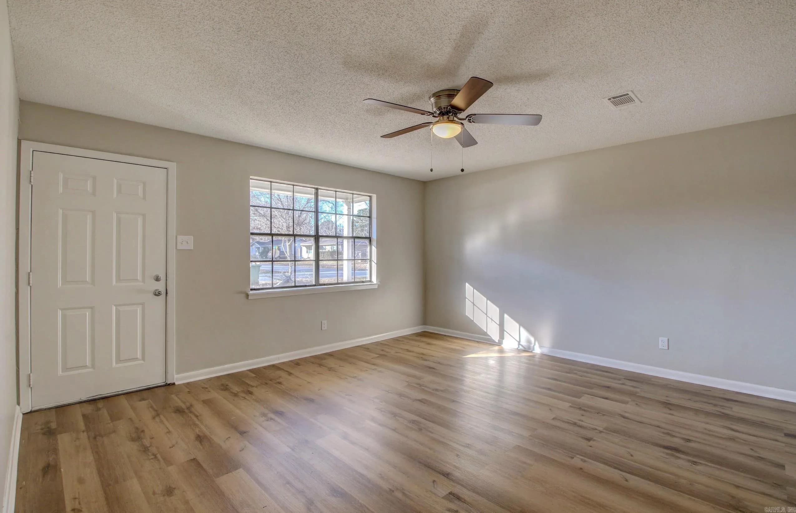 Property at 216 S Jp wright loop - Image 7
