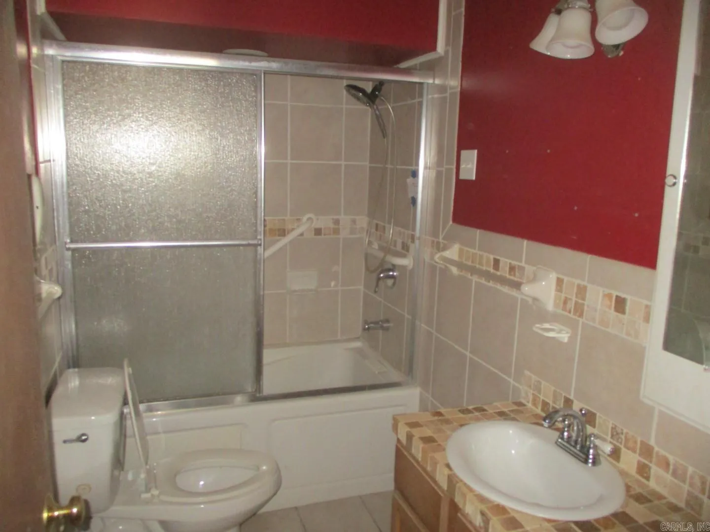 Property at 2095 N Heights - Image 21