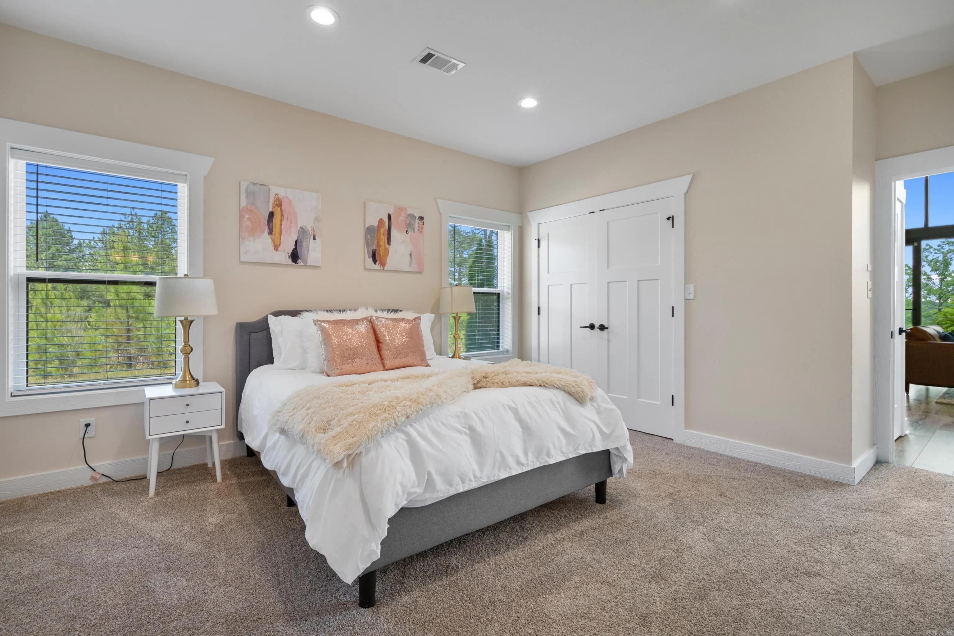 Property at 728  High peak - Image 20