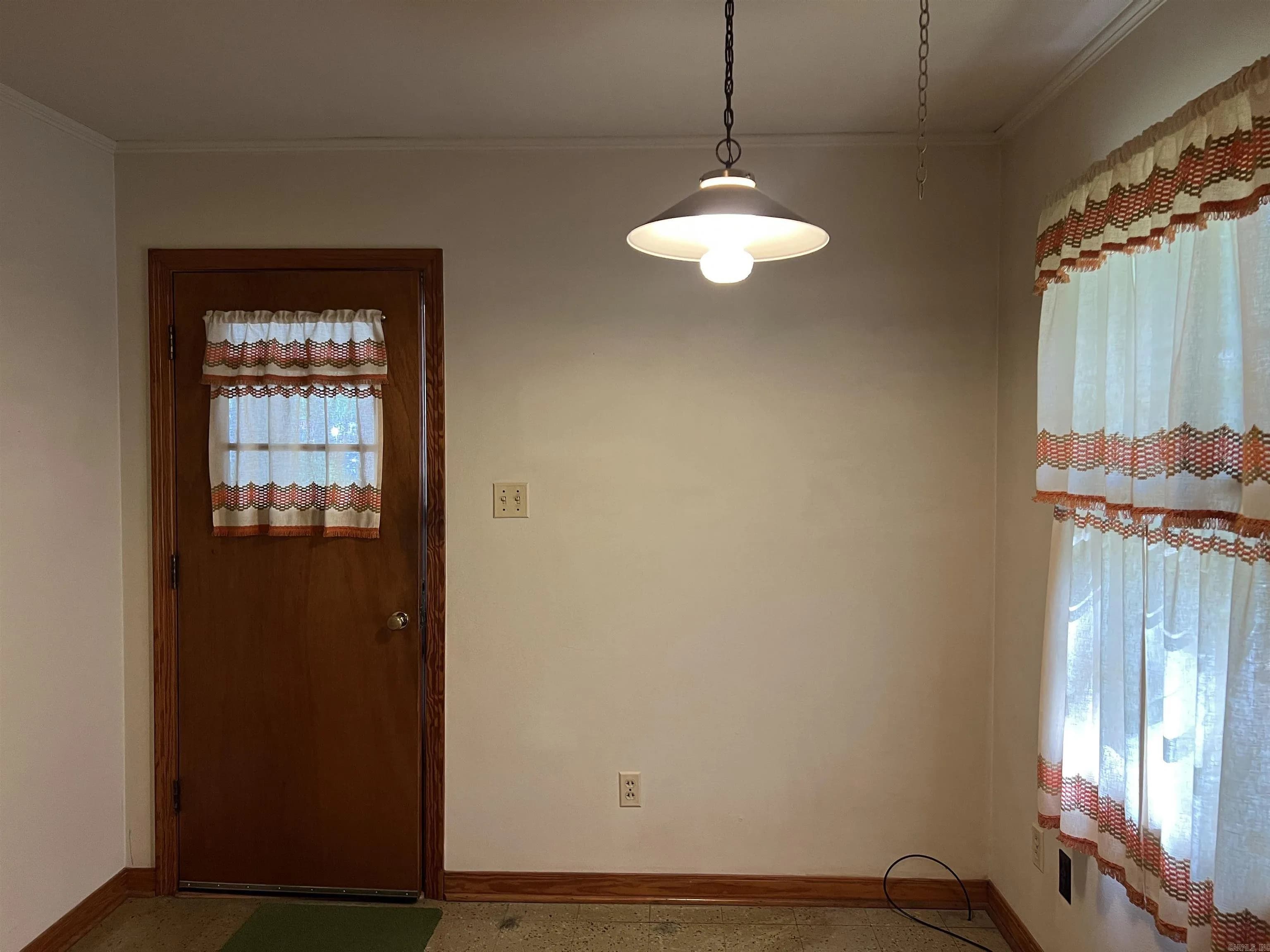 Property at 2917  Edgewood drive - Image 7