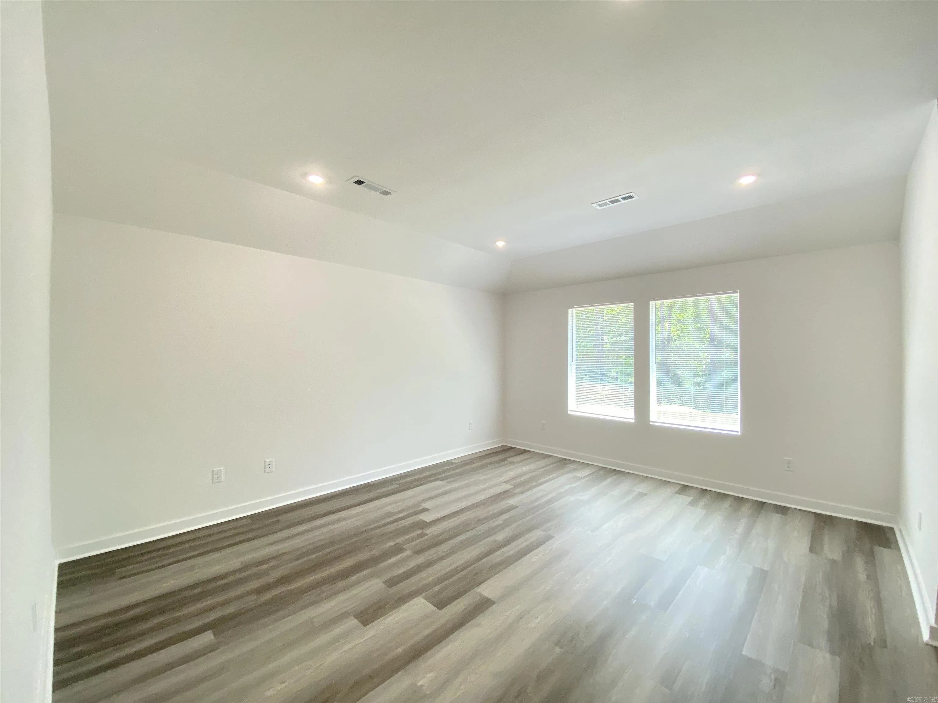 Property at 8415  Oxford valley - Image 10