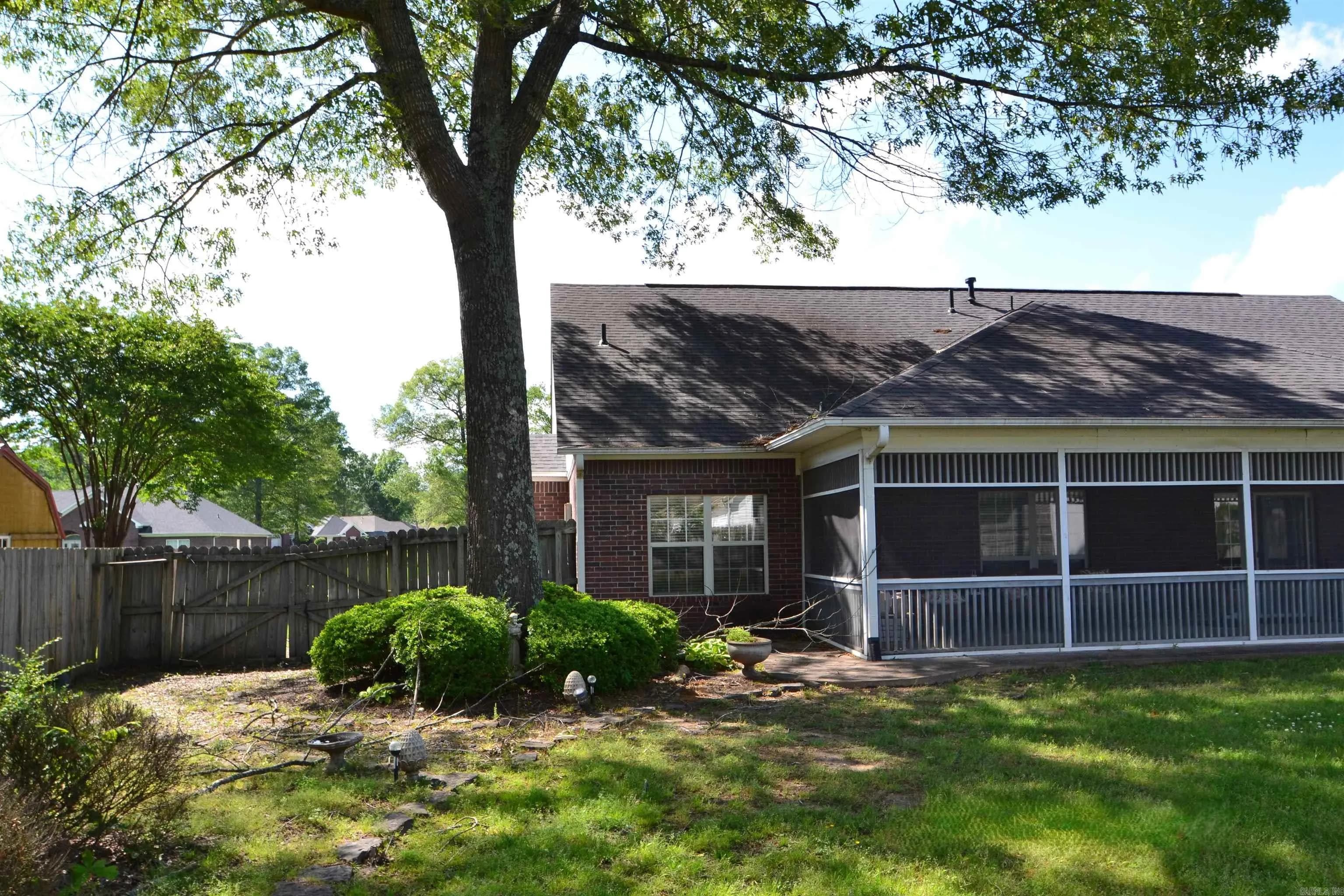 Property at 3810  Hanover - Image 38