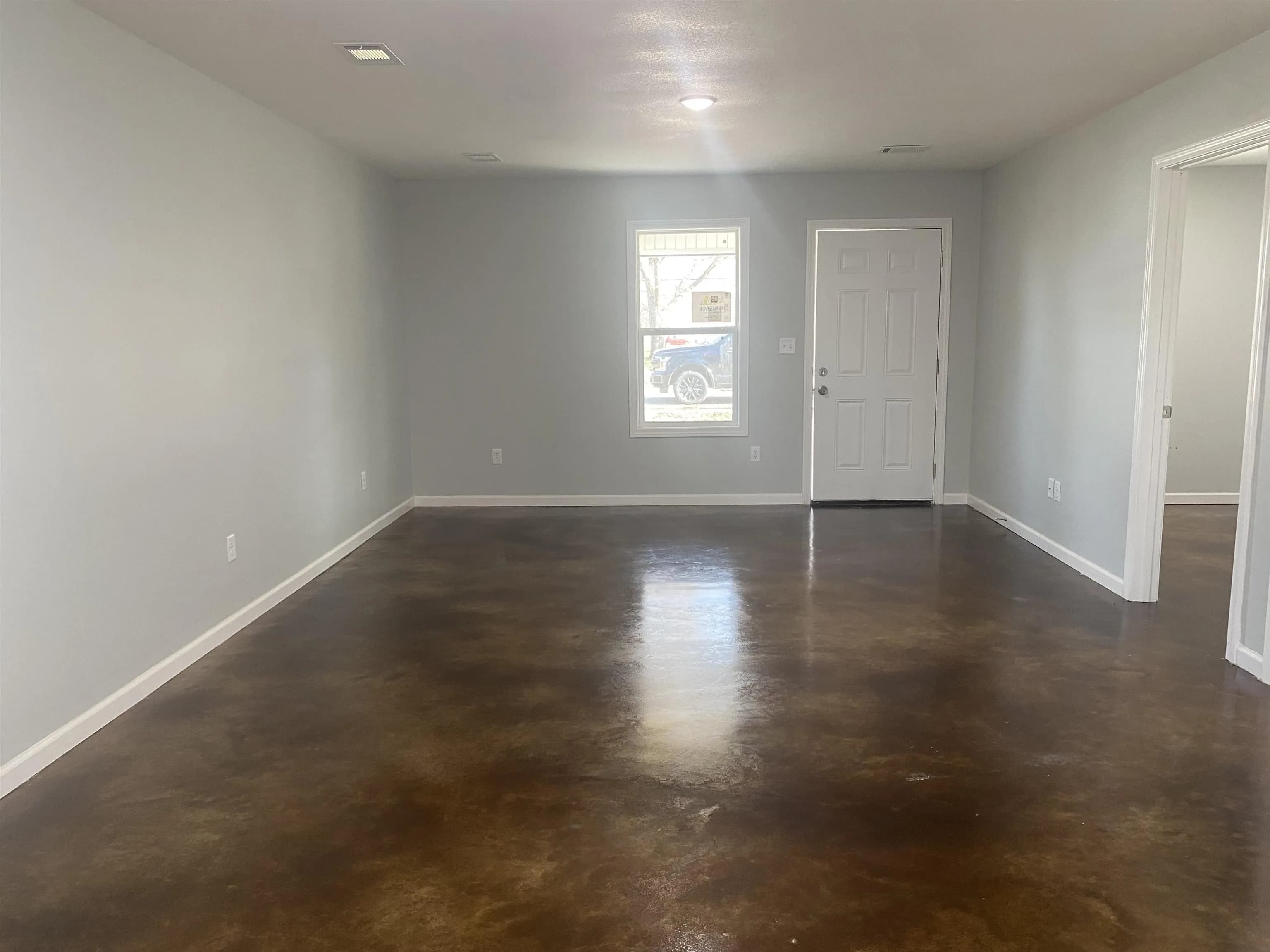 Property at 629  Edgerton - Image 6