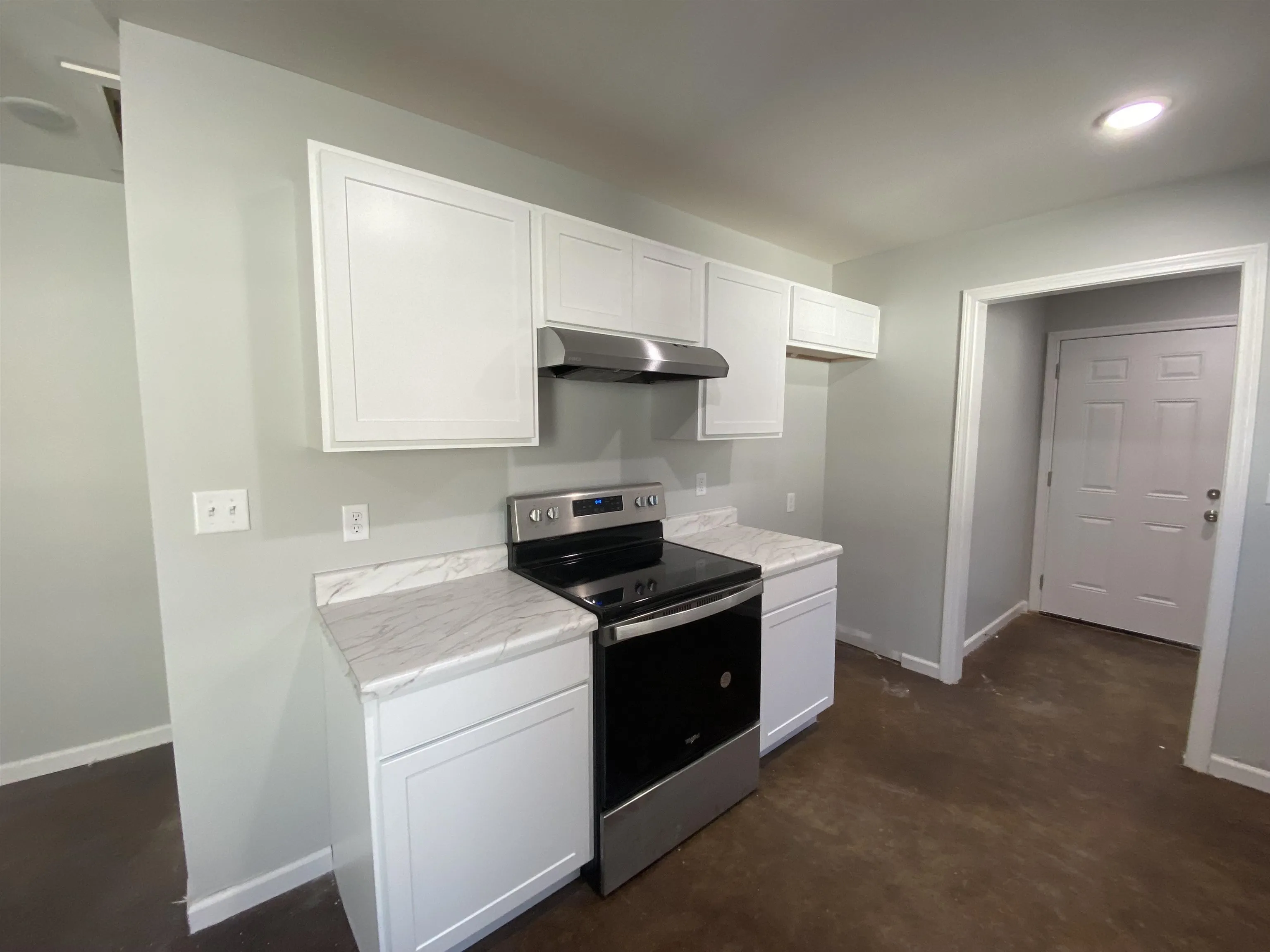 Property at 629  Edgerton - Image 4