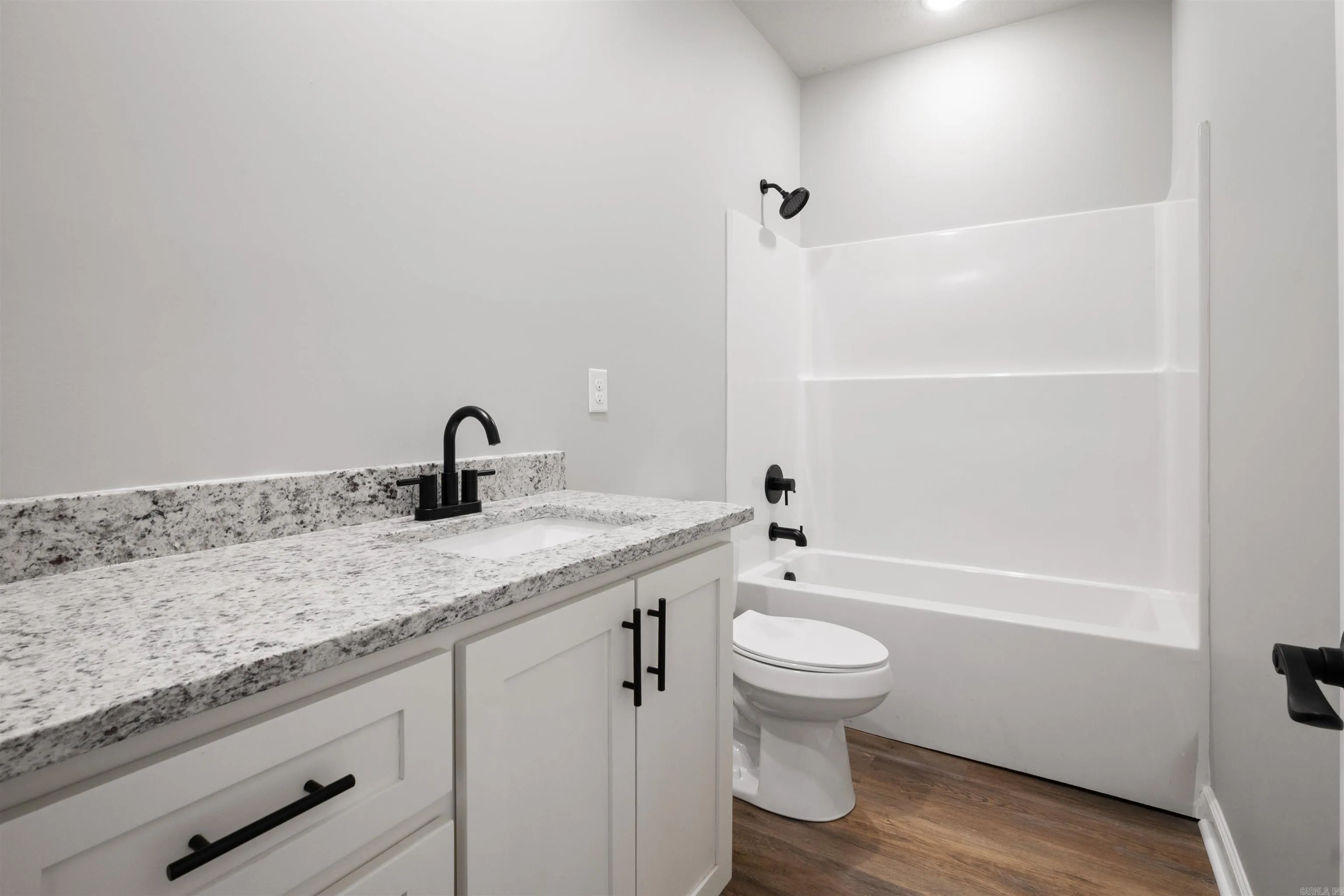 Property at 160  Pintail pointe - Image 16