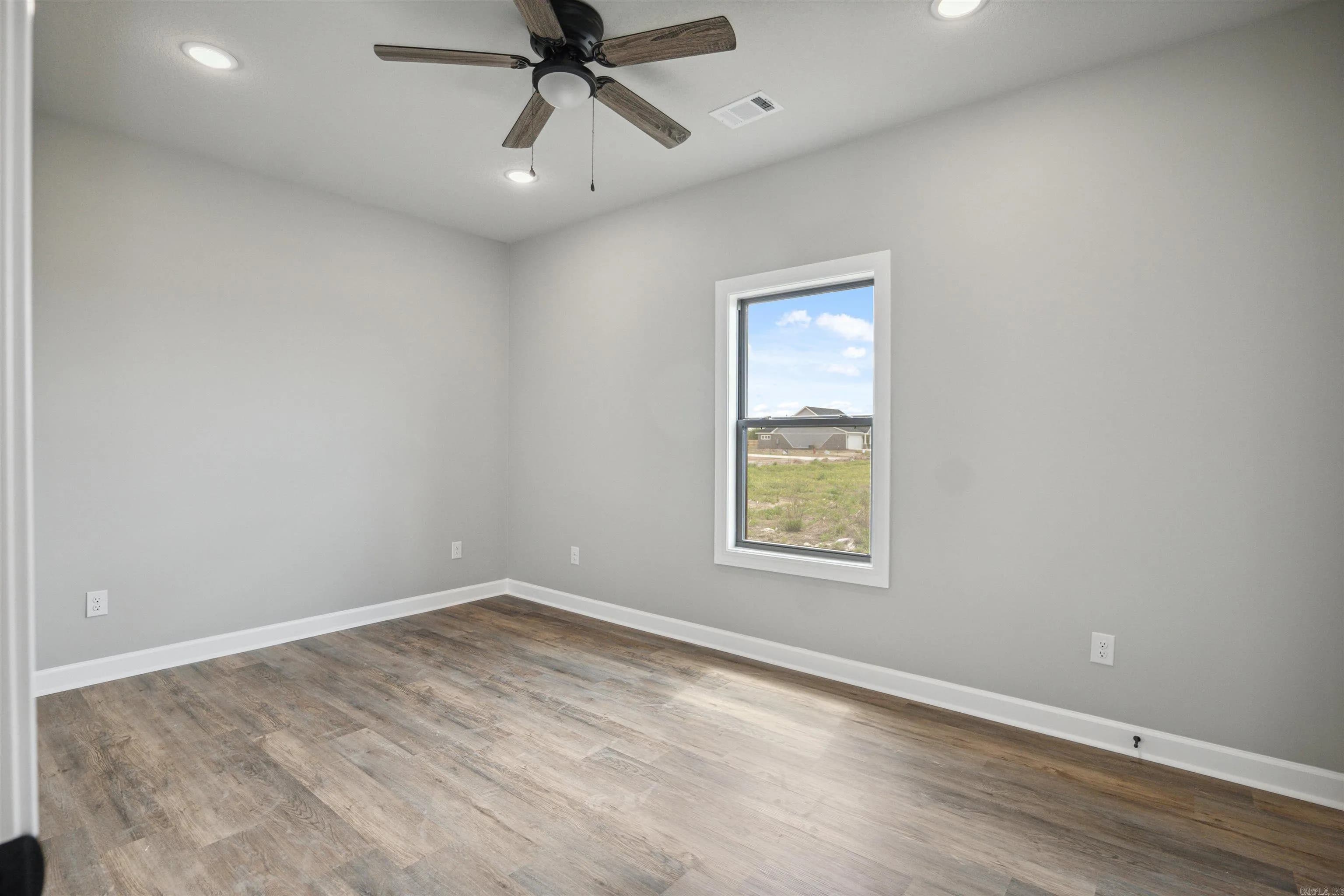 Property at 161  Pintail pointe - Image 22