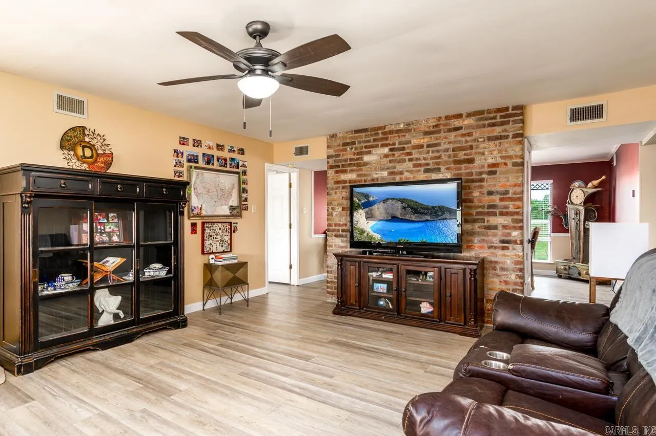 Property at 152  Stanley road - Image 23