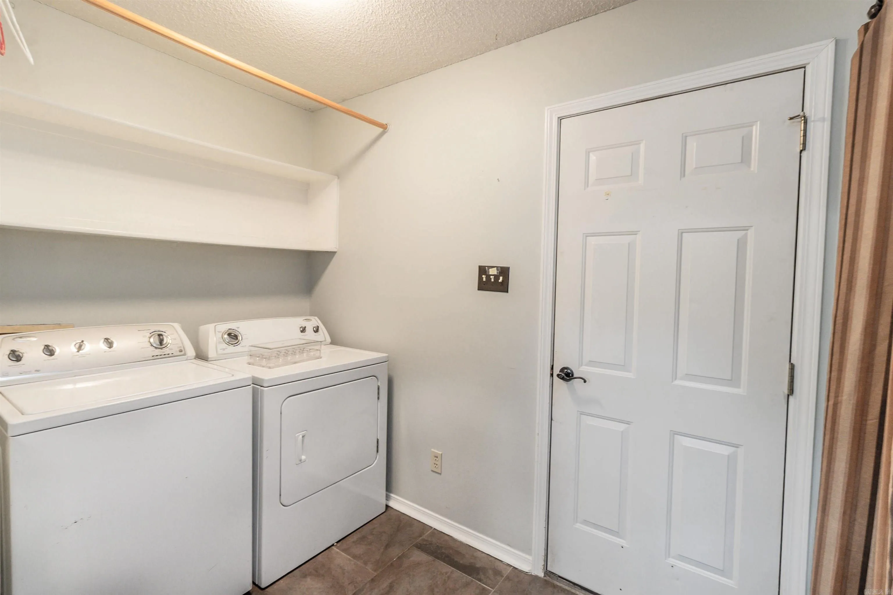 Property at 1109  Arbor cove - Image 11