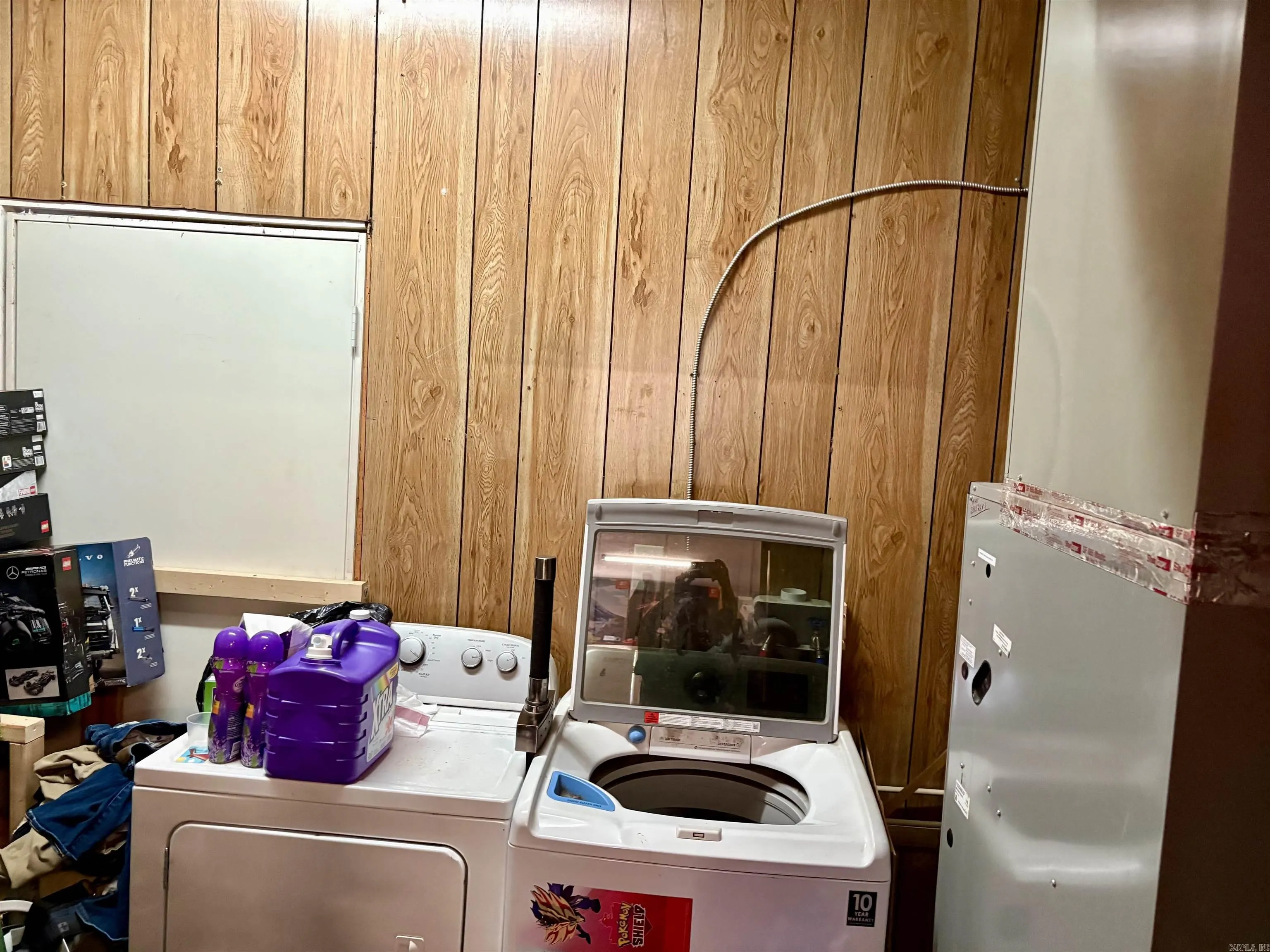 Property at 1898 E Market - Image 27