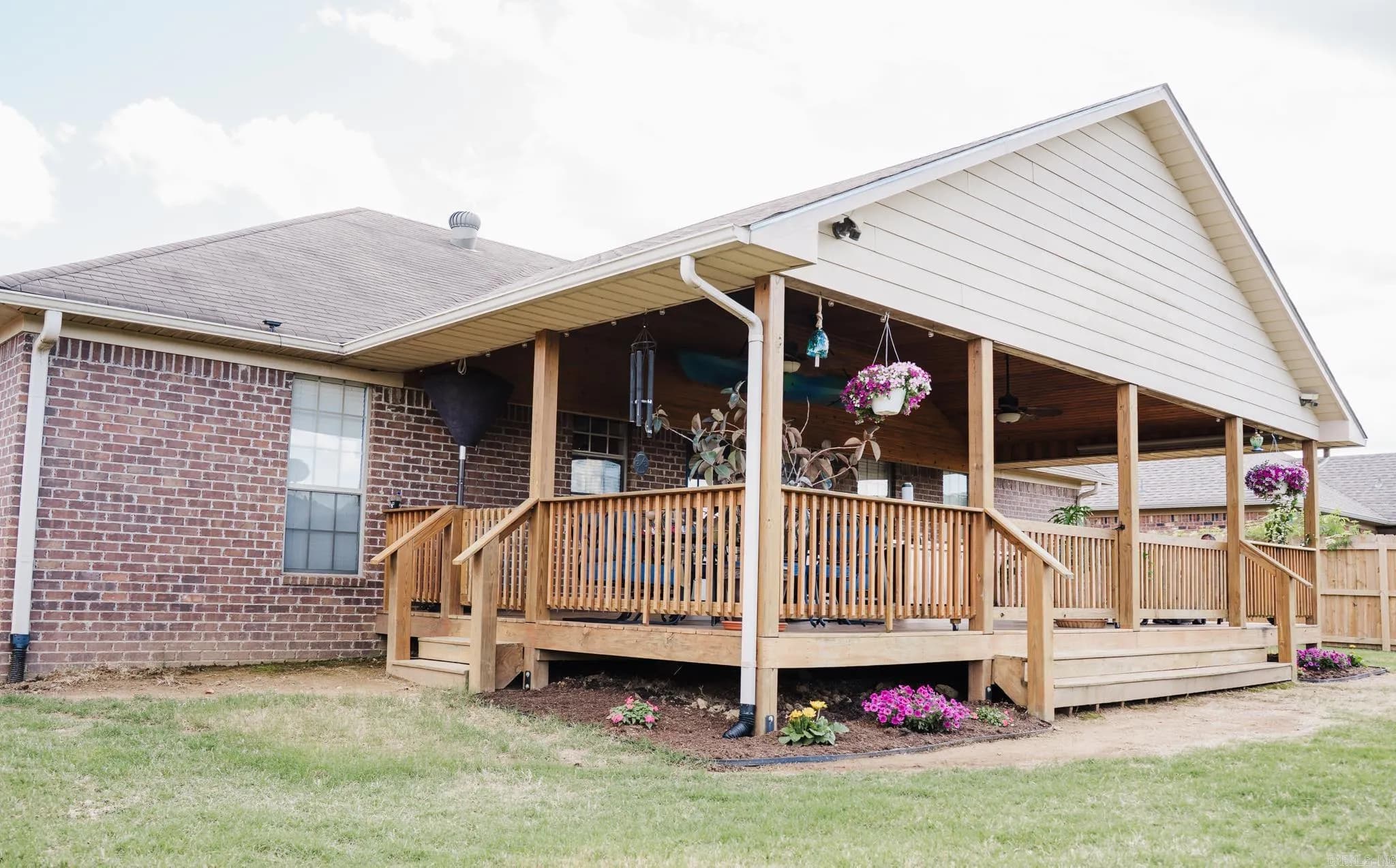 Property at 14  Amethyst st. - Image 40