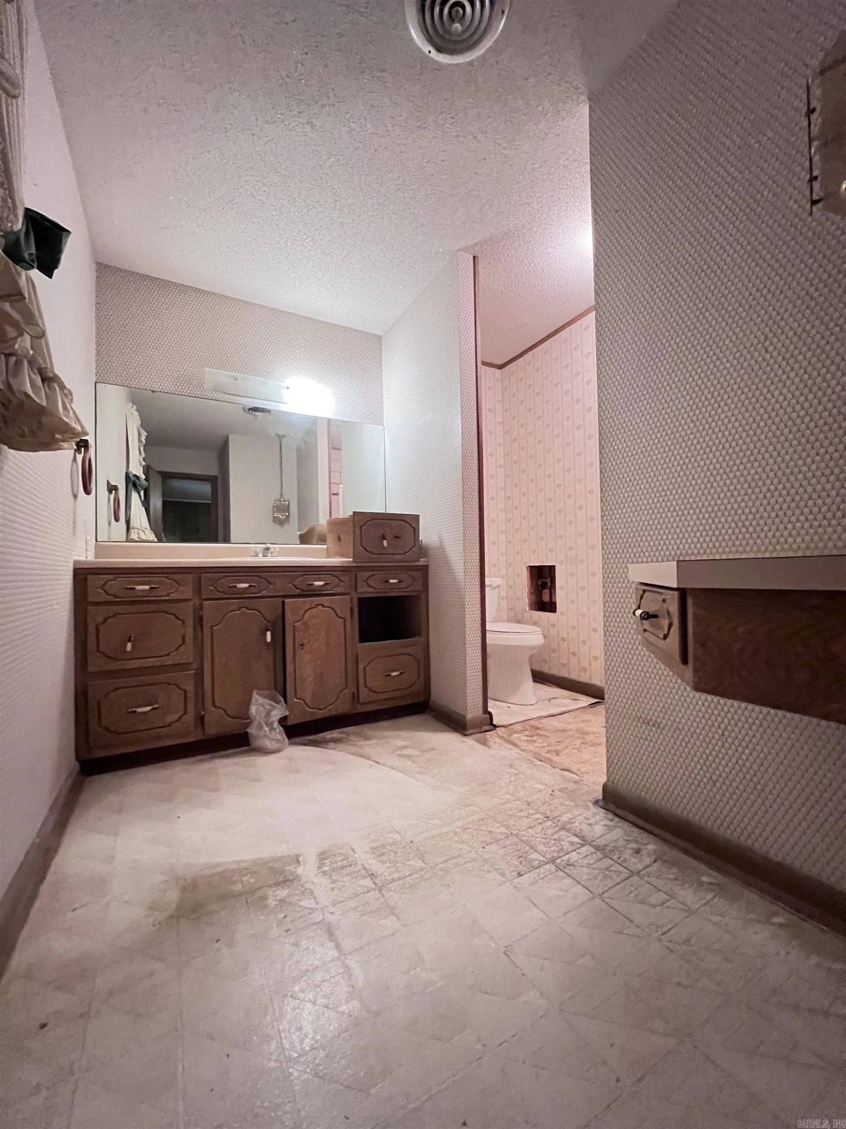 Property at 1083  Inca - Image 14