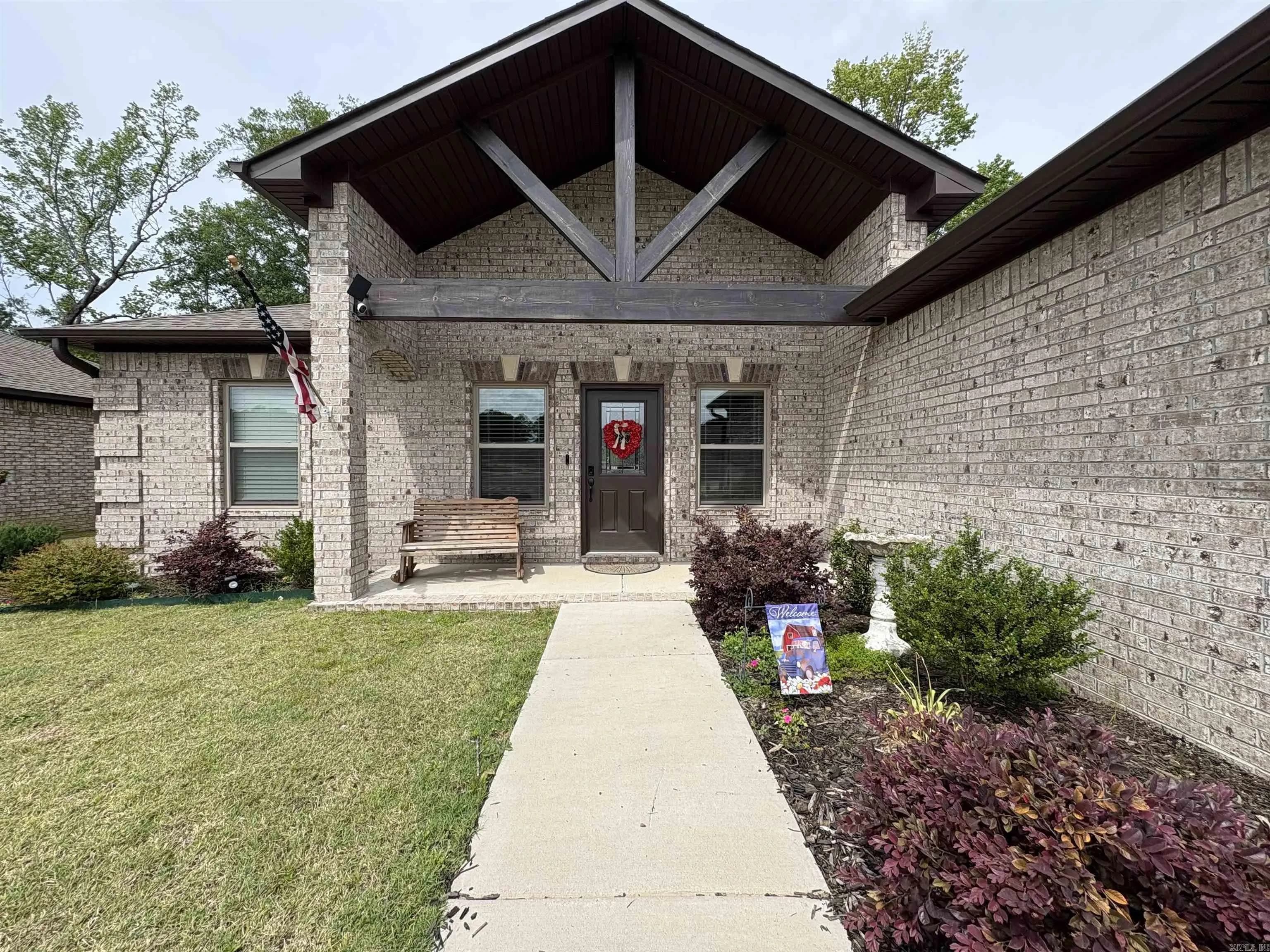 Property at 28  Arbor trail - Image 2