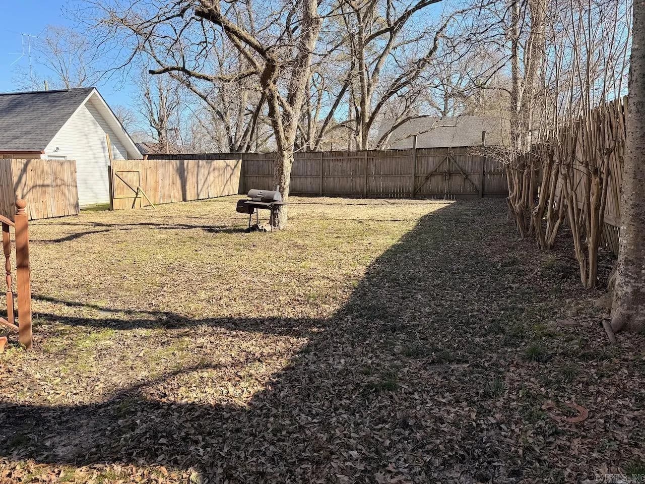 Property at 714 N Main - Image 48