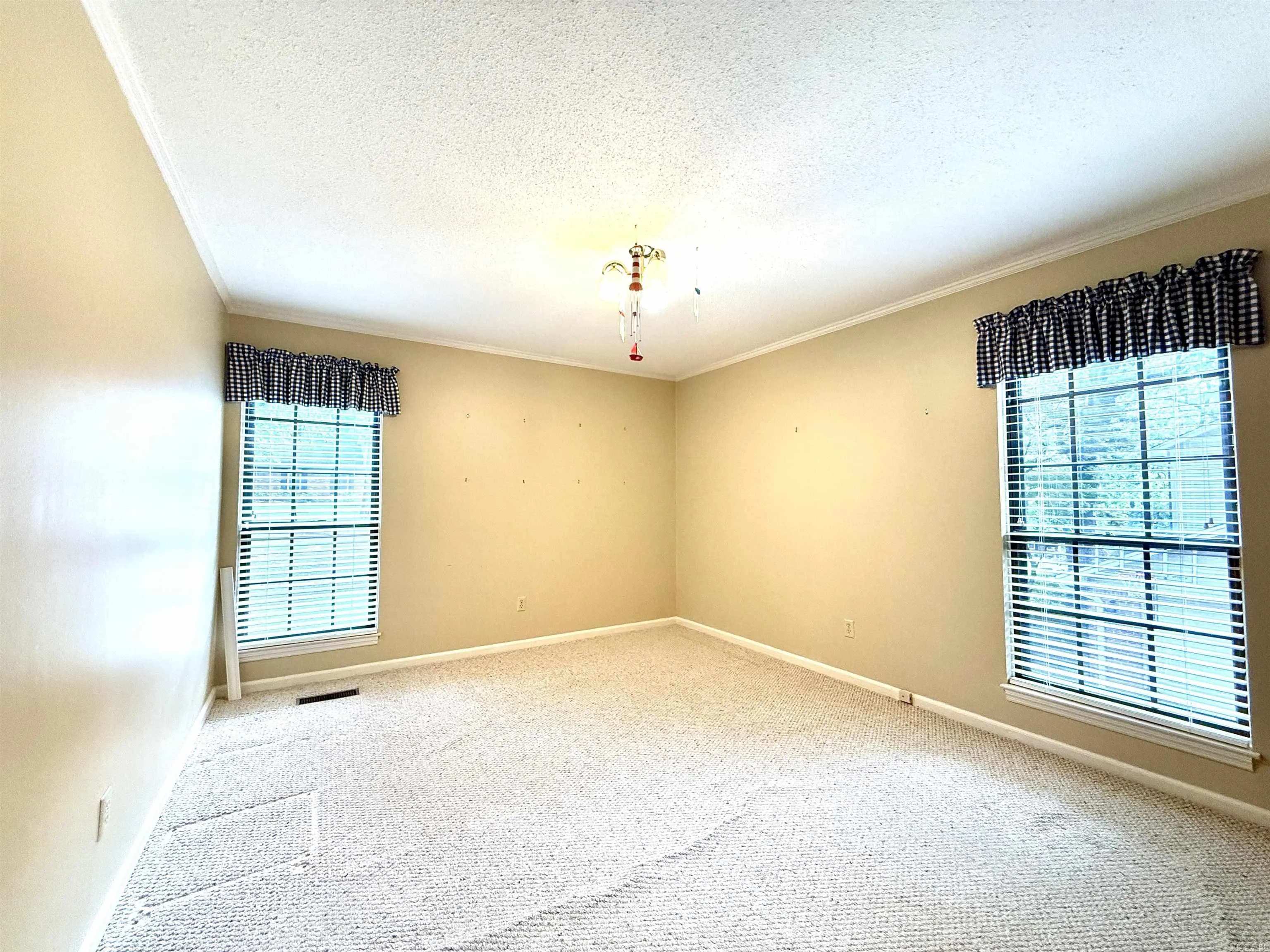 Property at 38  Saint andrews - Image 38