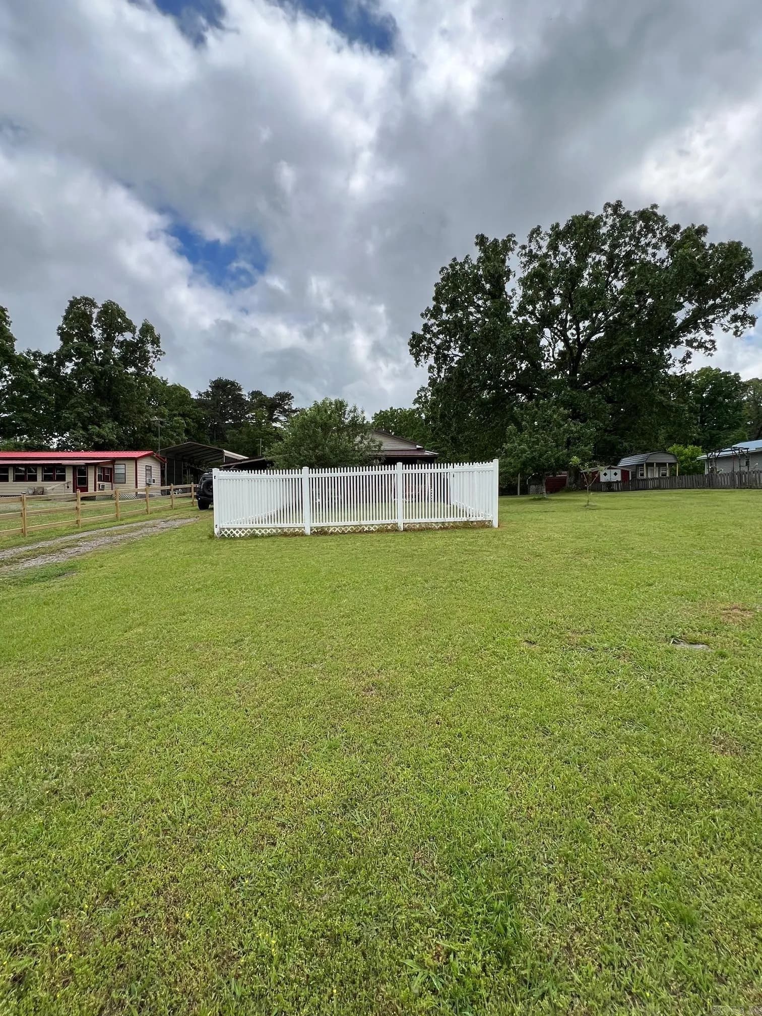 Property at 49  Tram - Image 3