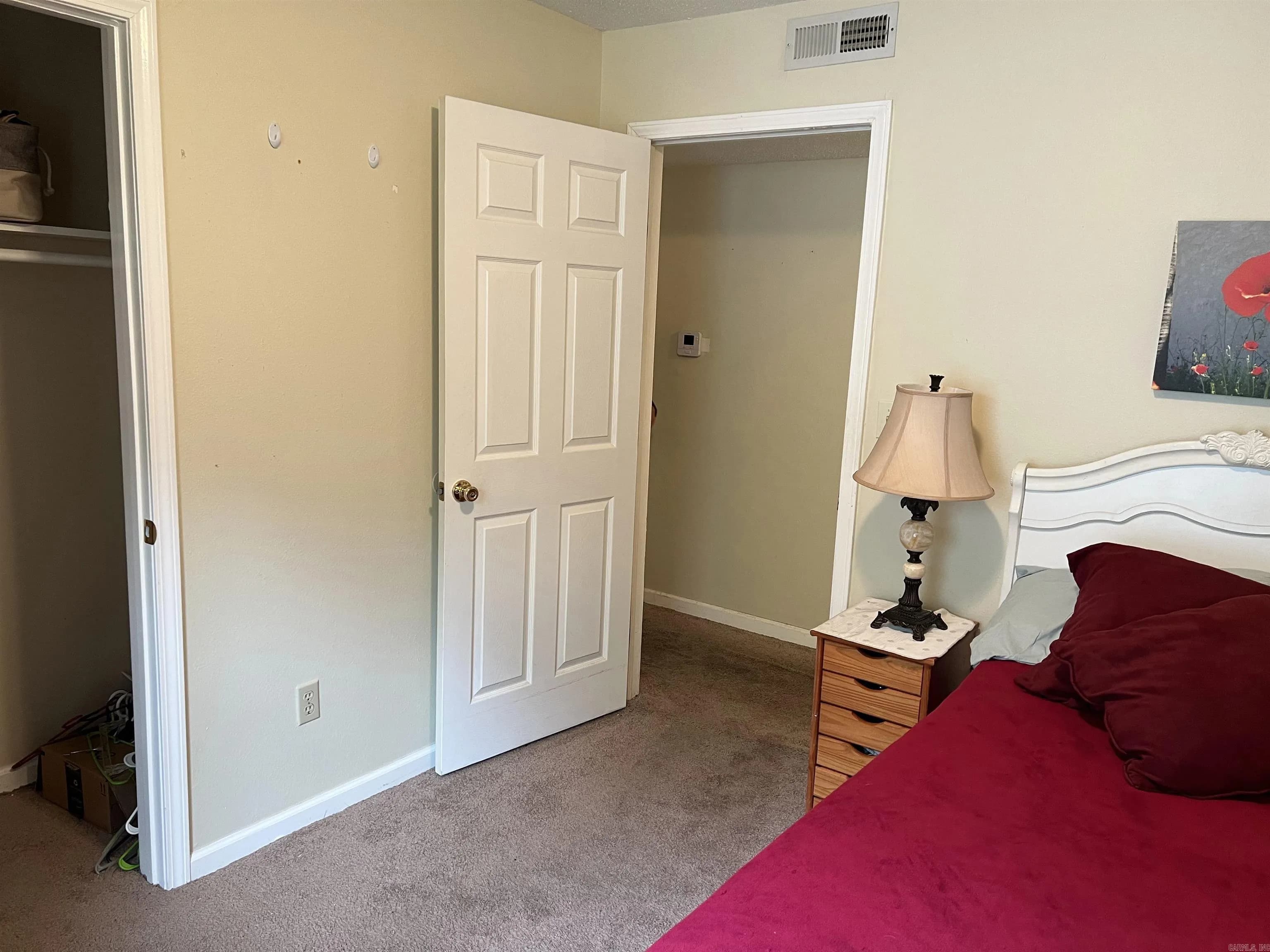 Property at 3605 W Overland - Image 15