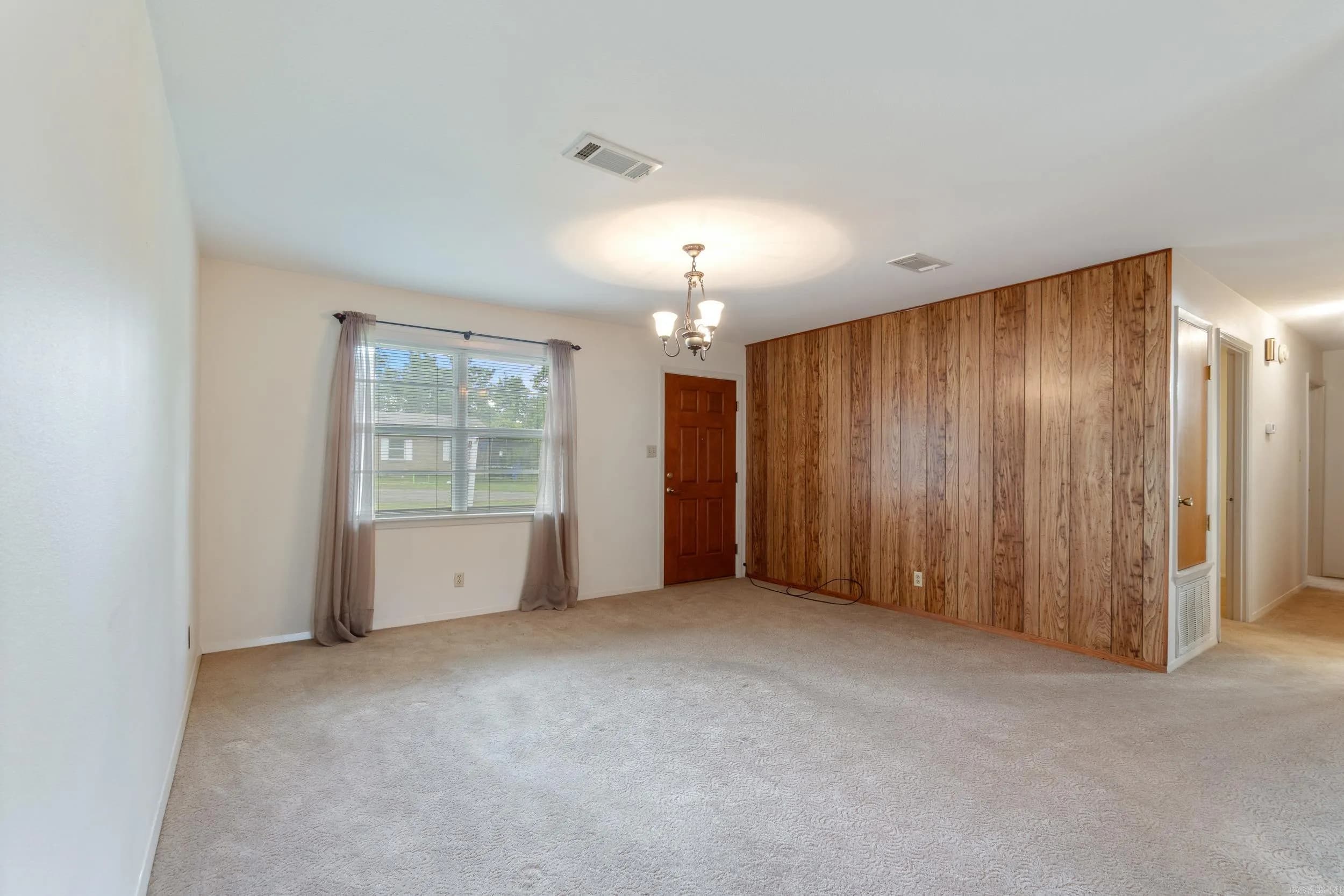 Property at 502  Adams st - Image 3