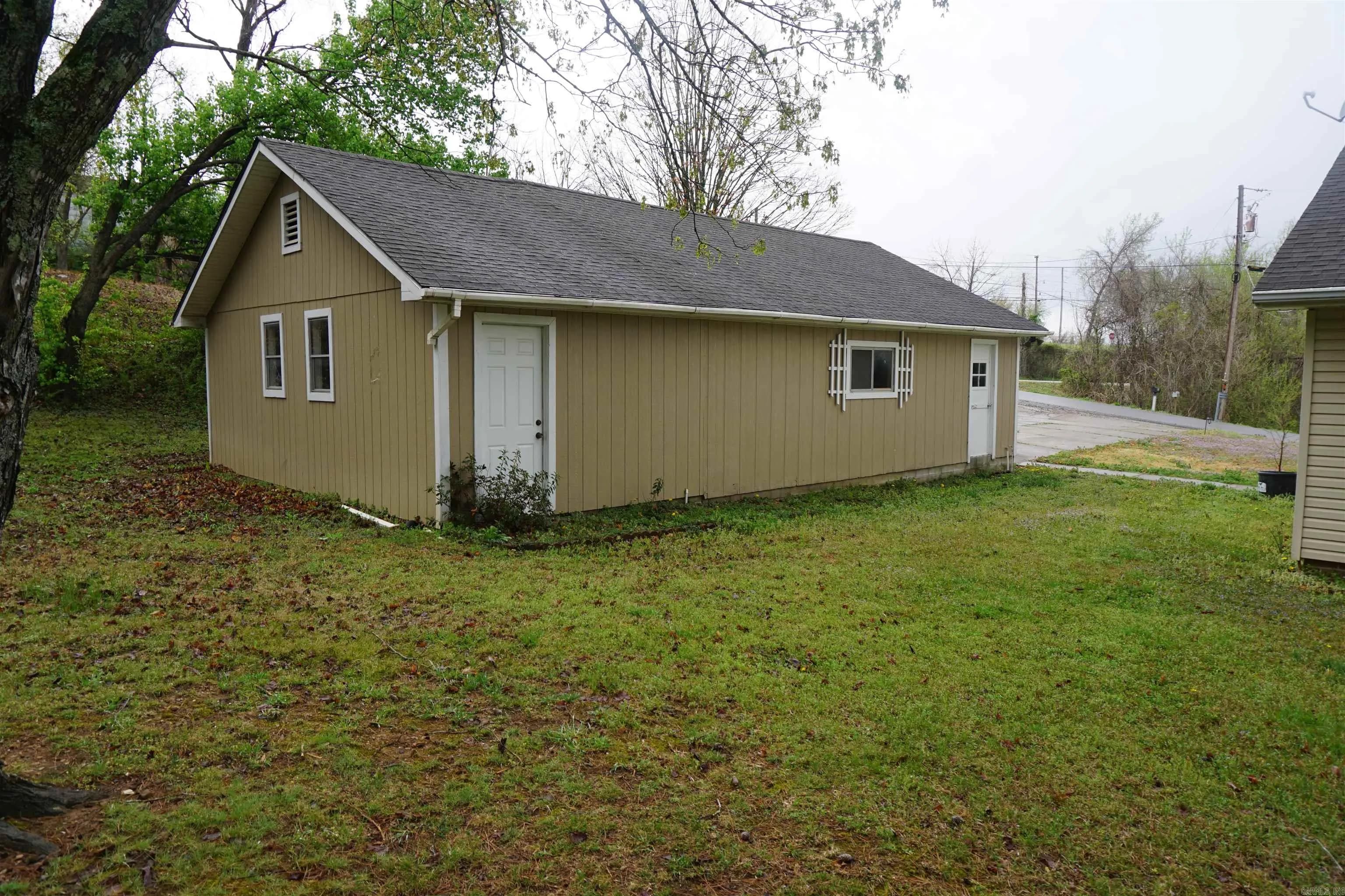 Property at 200 N Center st - Image 2