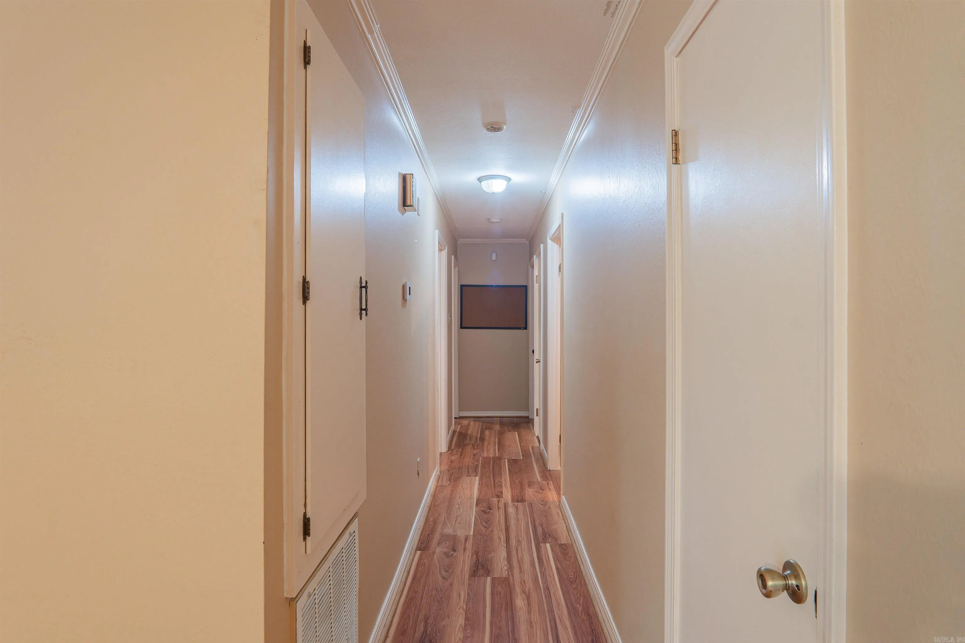 Property at 111 N Summit - Image 17