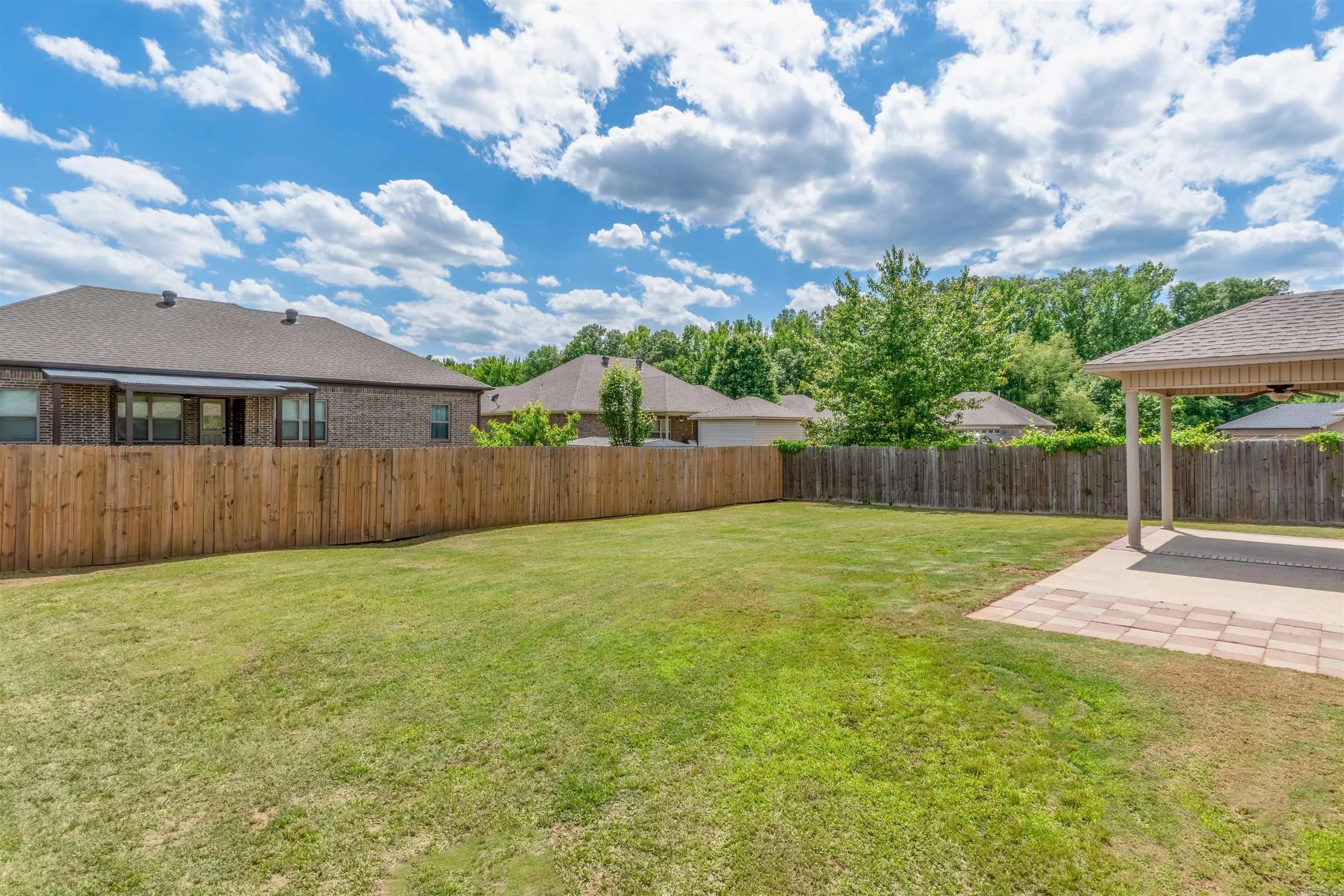 Property at 149  Peach street - Image 4