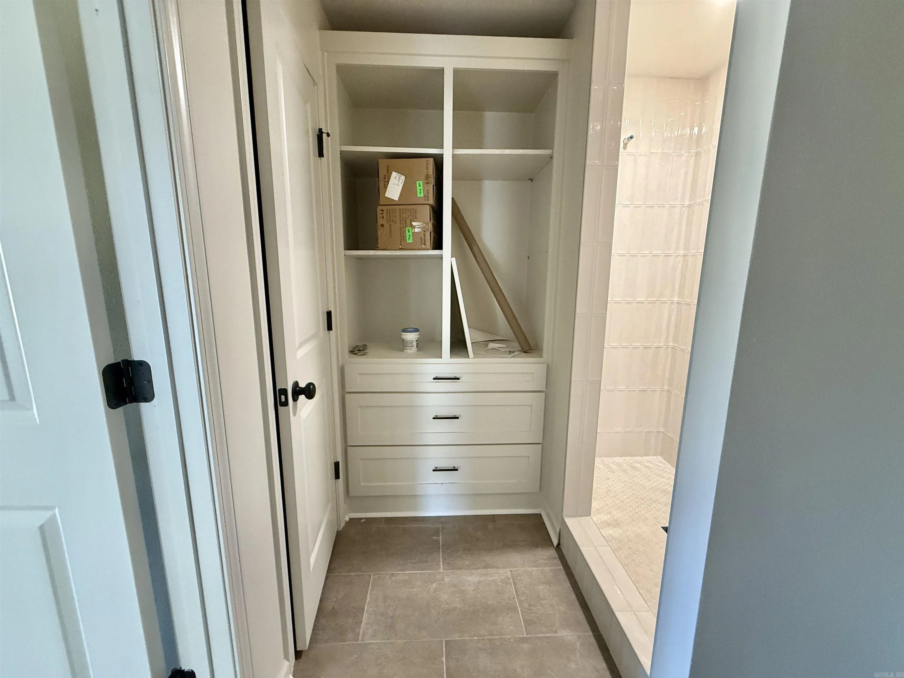Property at 236  Kelton - Image 16