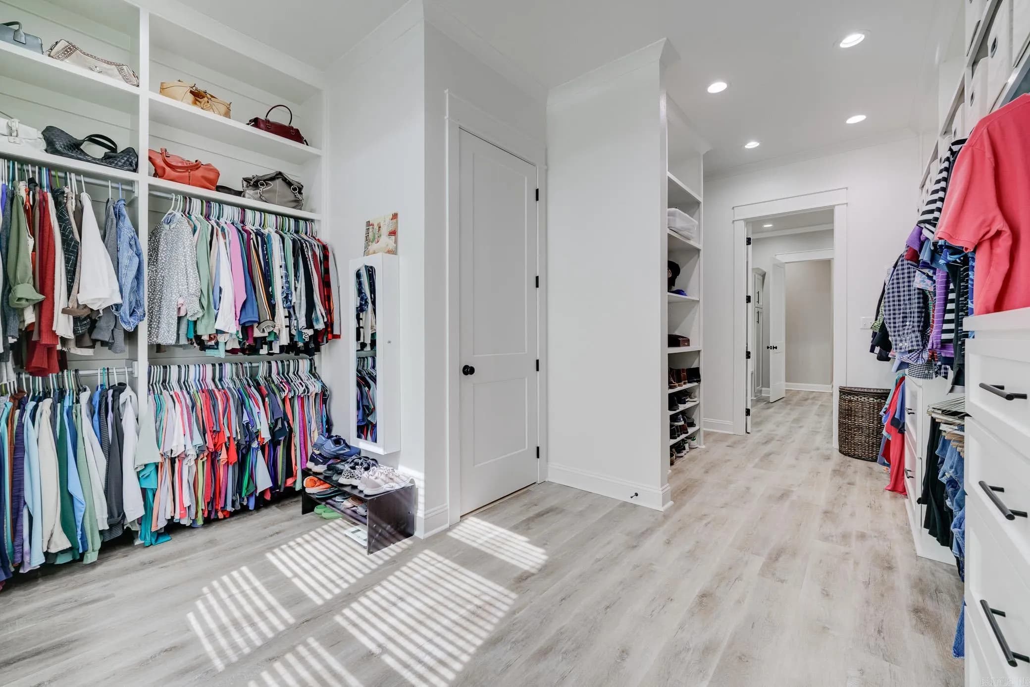 Property at 1720  Pearce drive - Image 25
