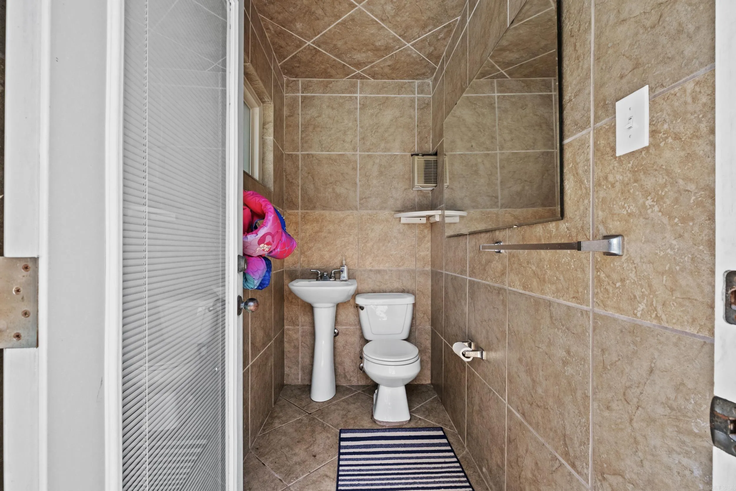 Property at 13  Confederate cv - Image 45