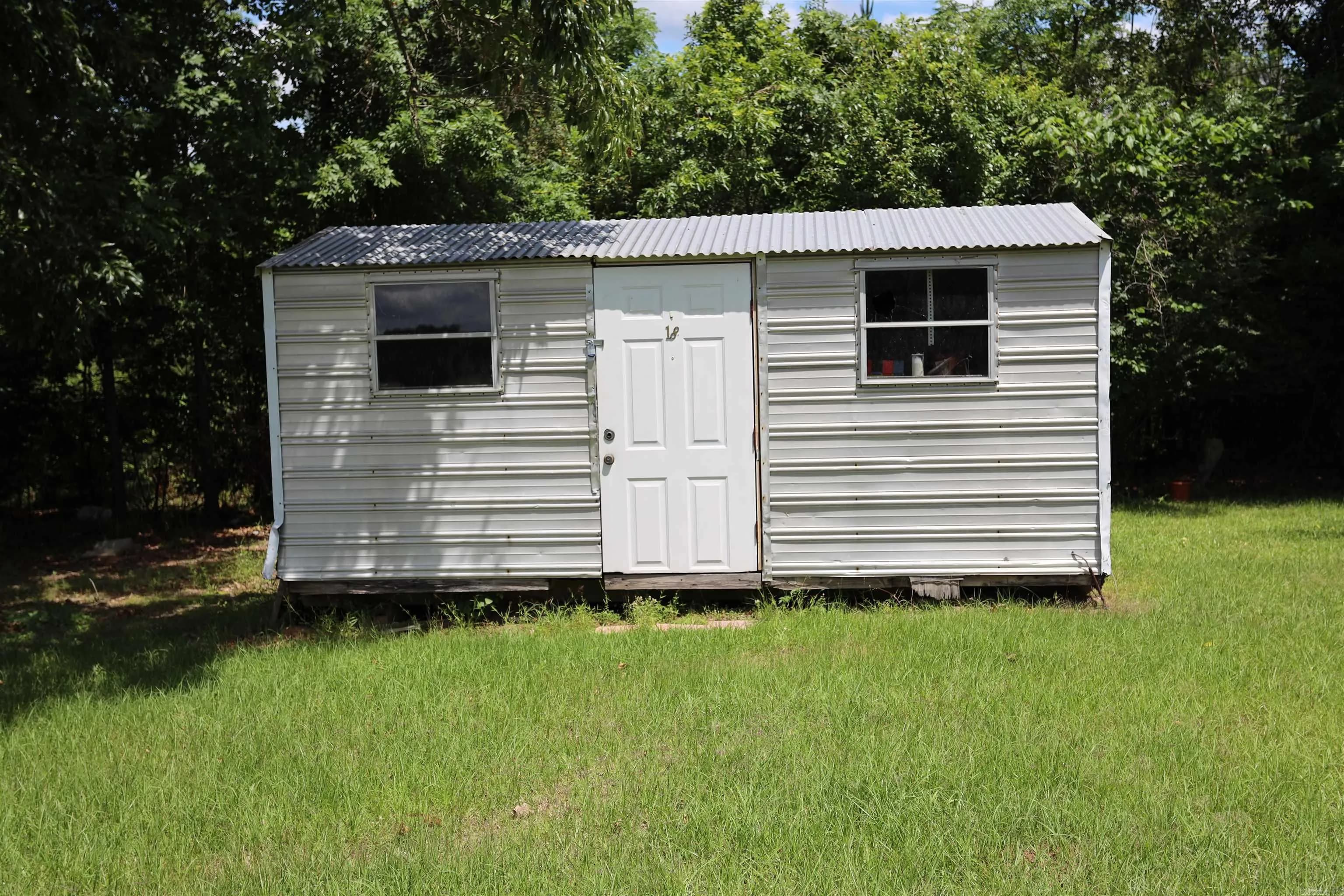 Property at 324  Bradley 92 - Image 9