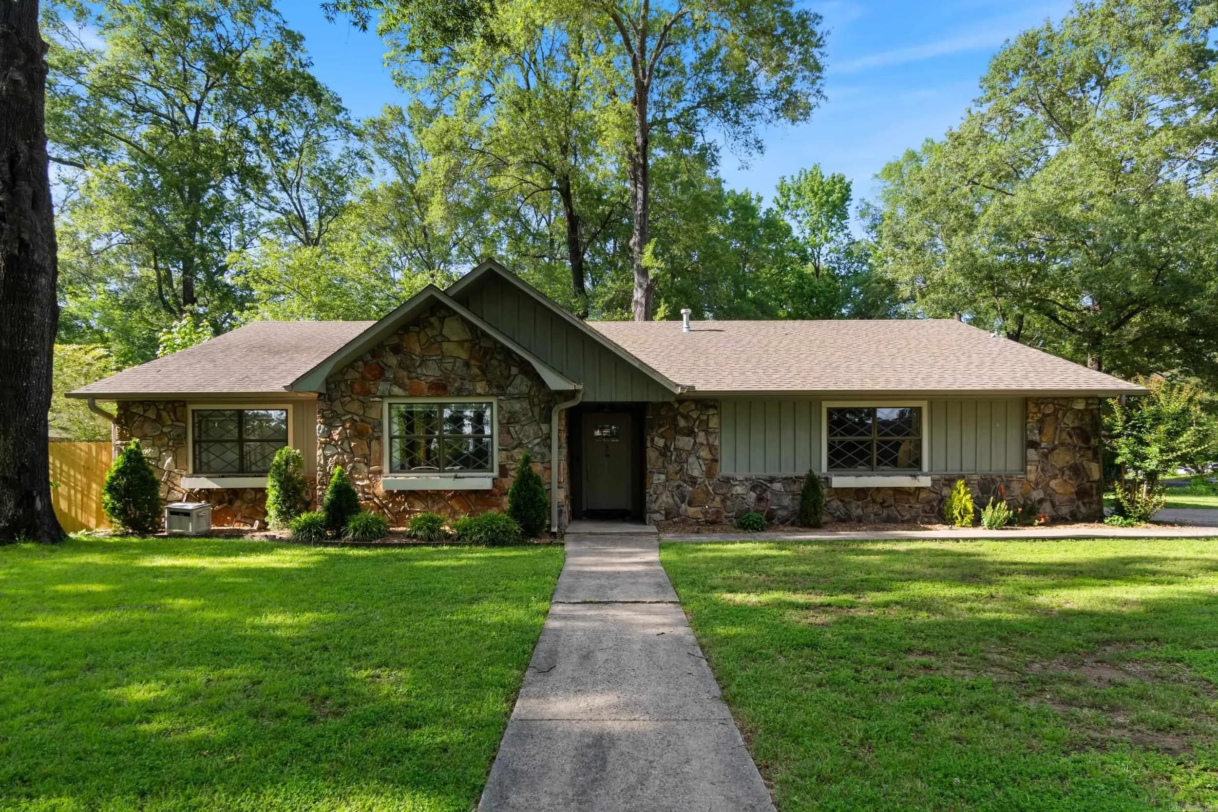 Property at 26  Timberlane - Image 1
