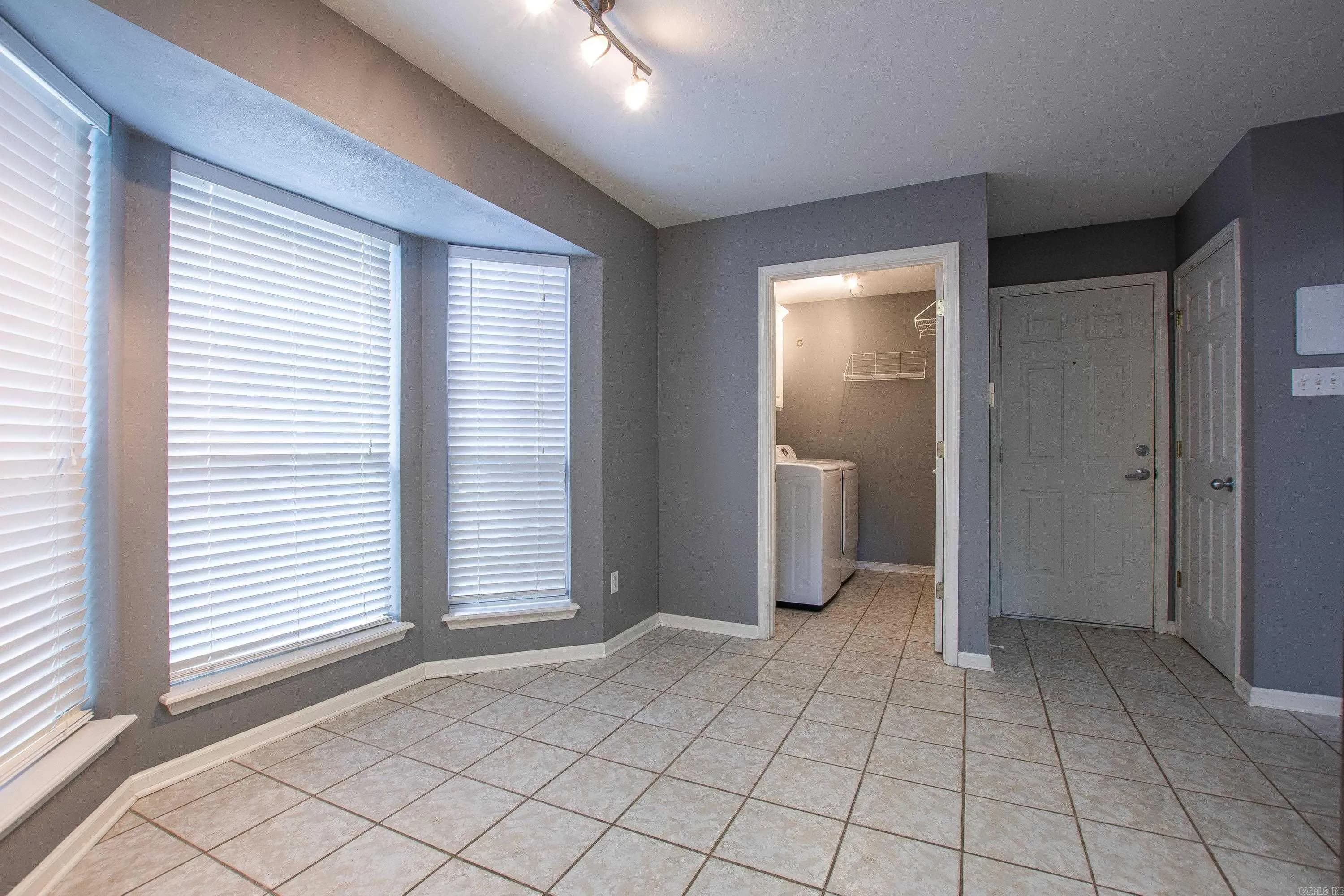 Property at 2109  Stoney creek - Image 26