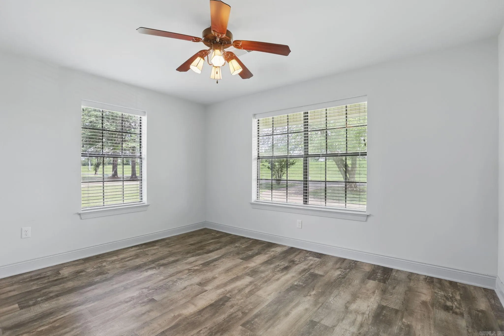 Property at 12130  Willow beach - Image 15