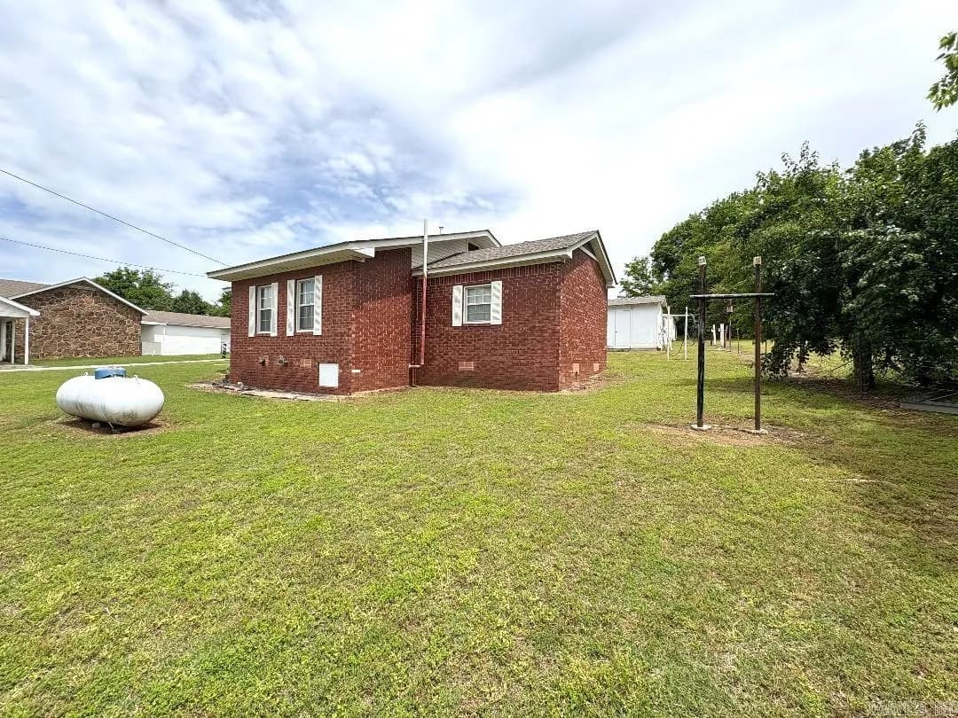 Property at 10  Poteete - Image 17