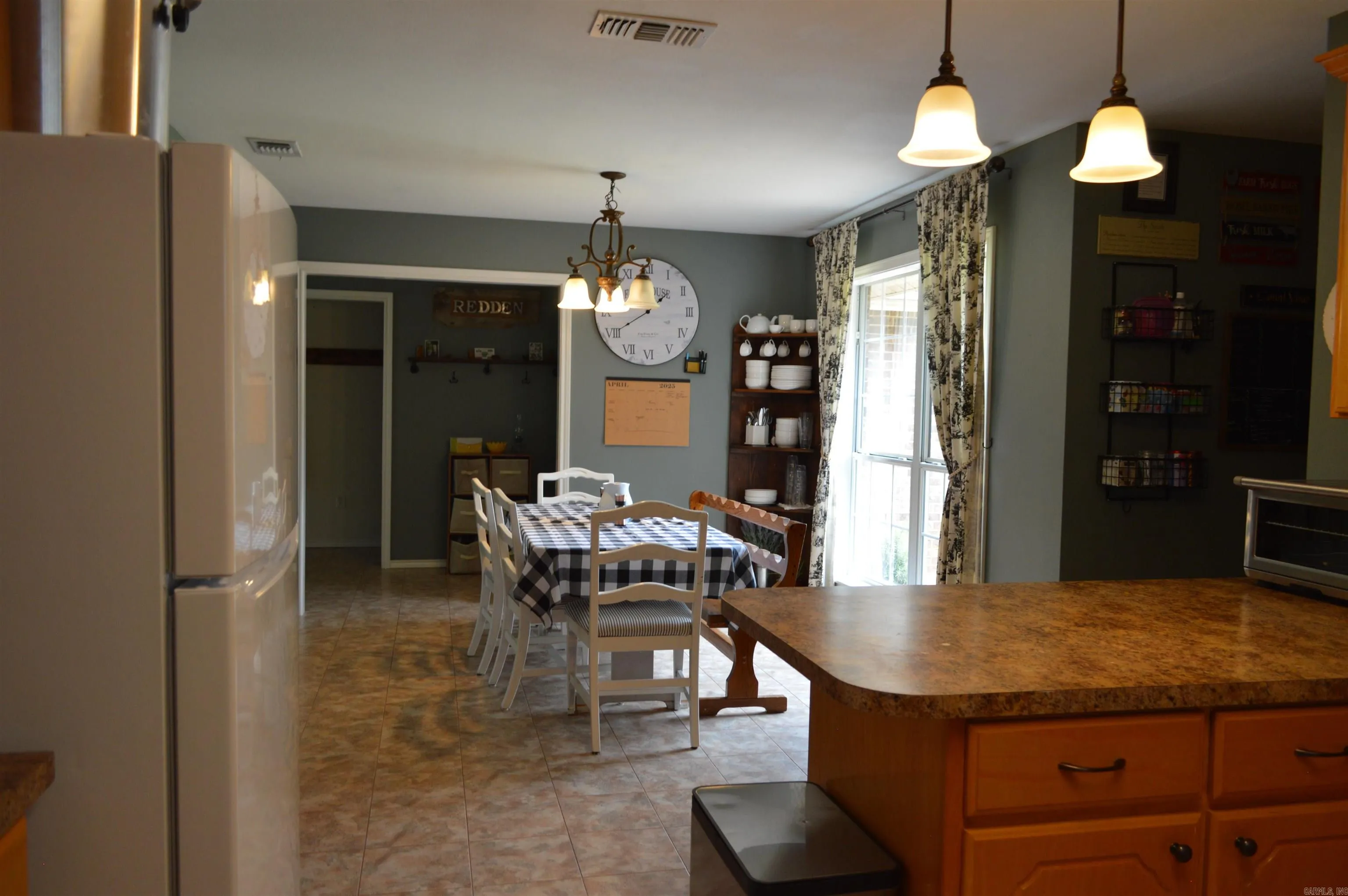 Property at 1059  Piney - Image 11