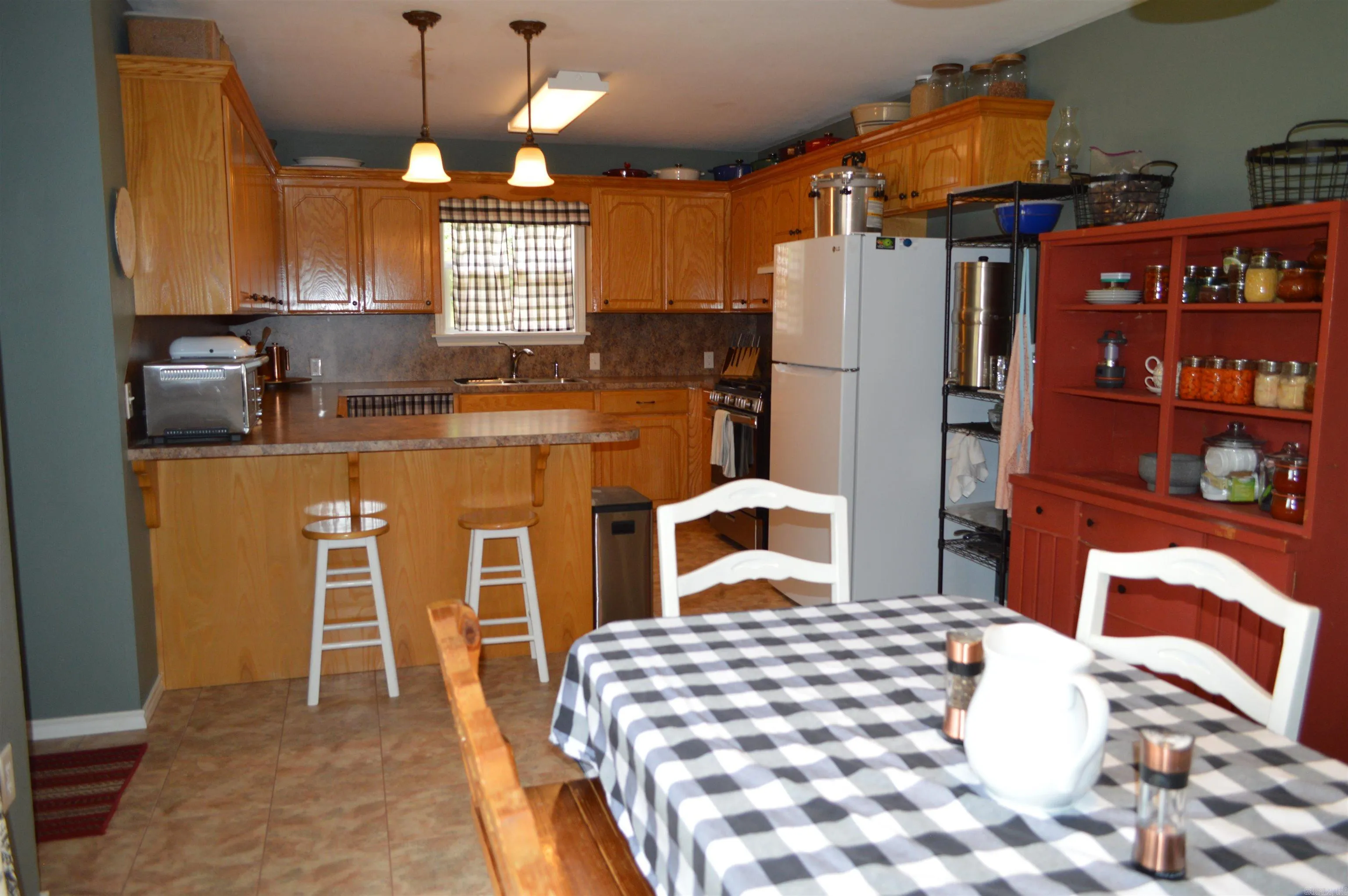 Property at 1059  Piney - Image 14
