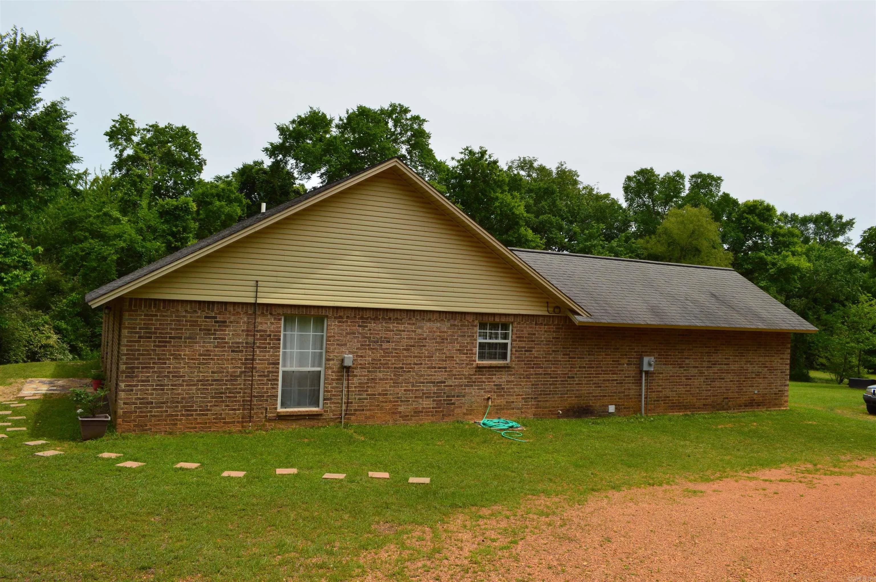 Property at 1059  Piney - Image 9