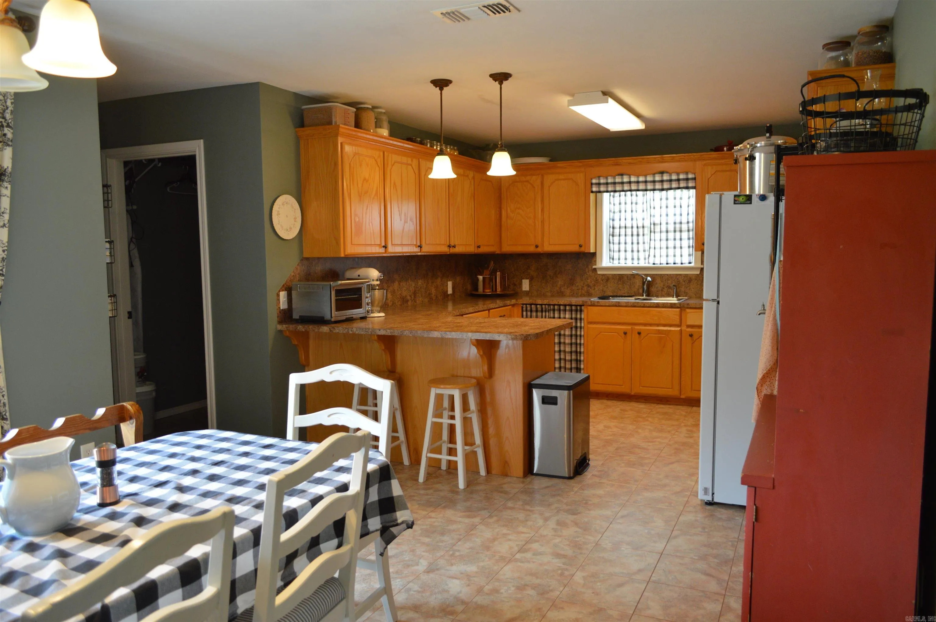 Property at 1059  Piney - Image 10