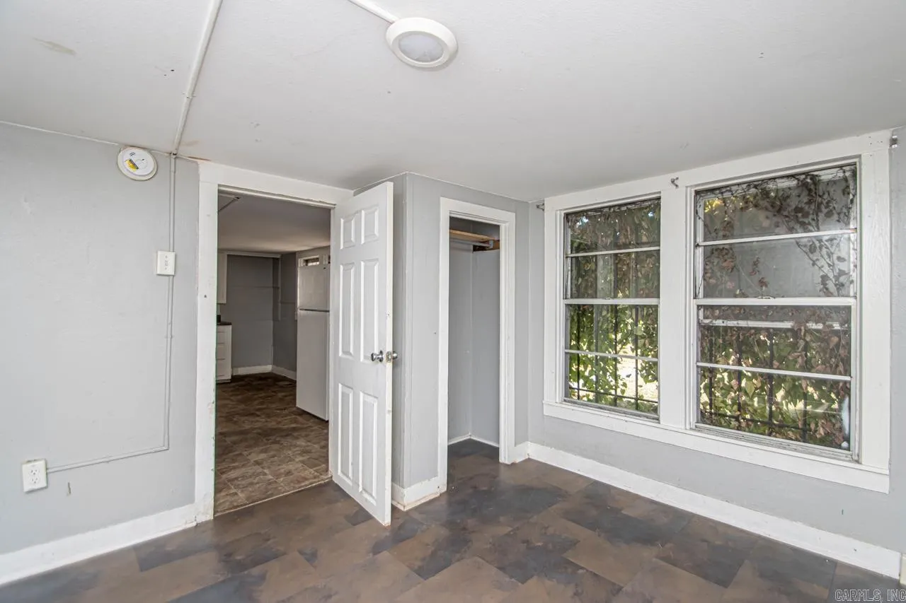 Property at 4704 E Broadway - Image 35