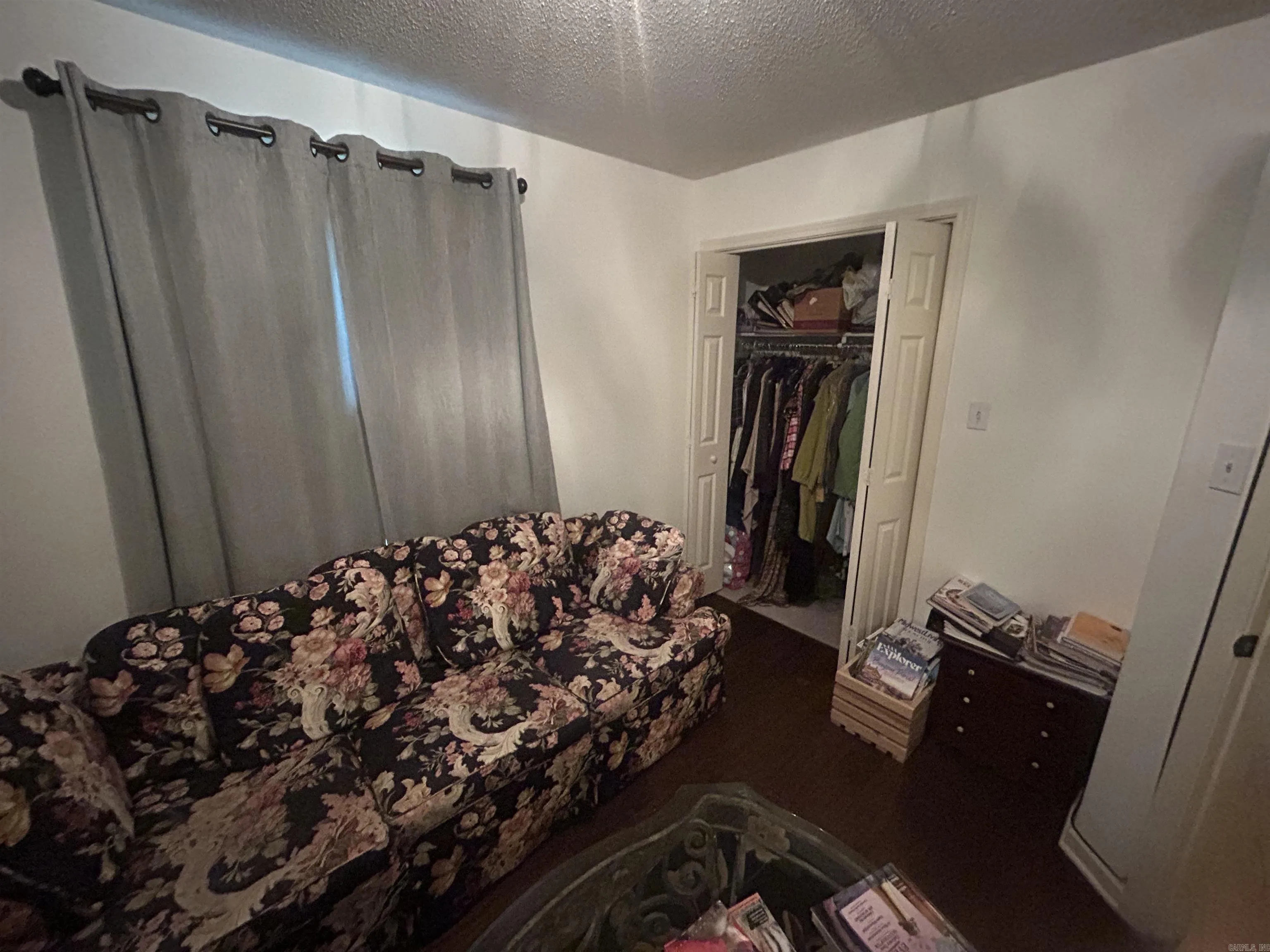 Property at 412  Country squire - Image 24