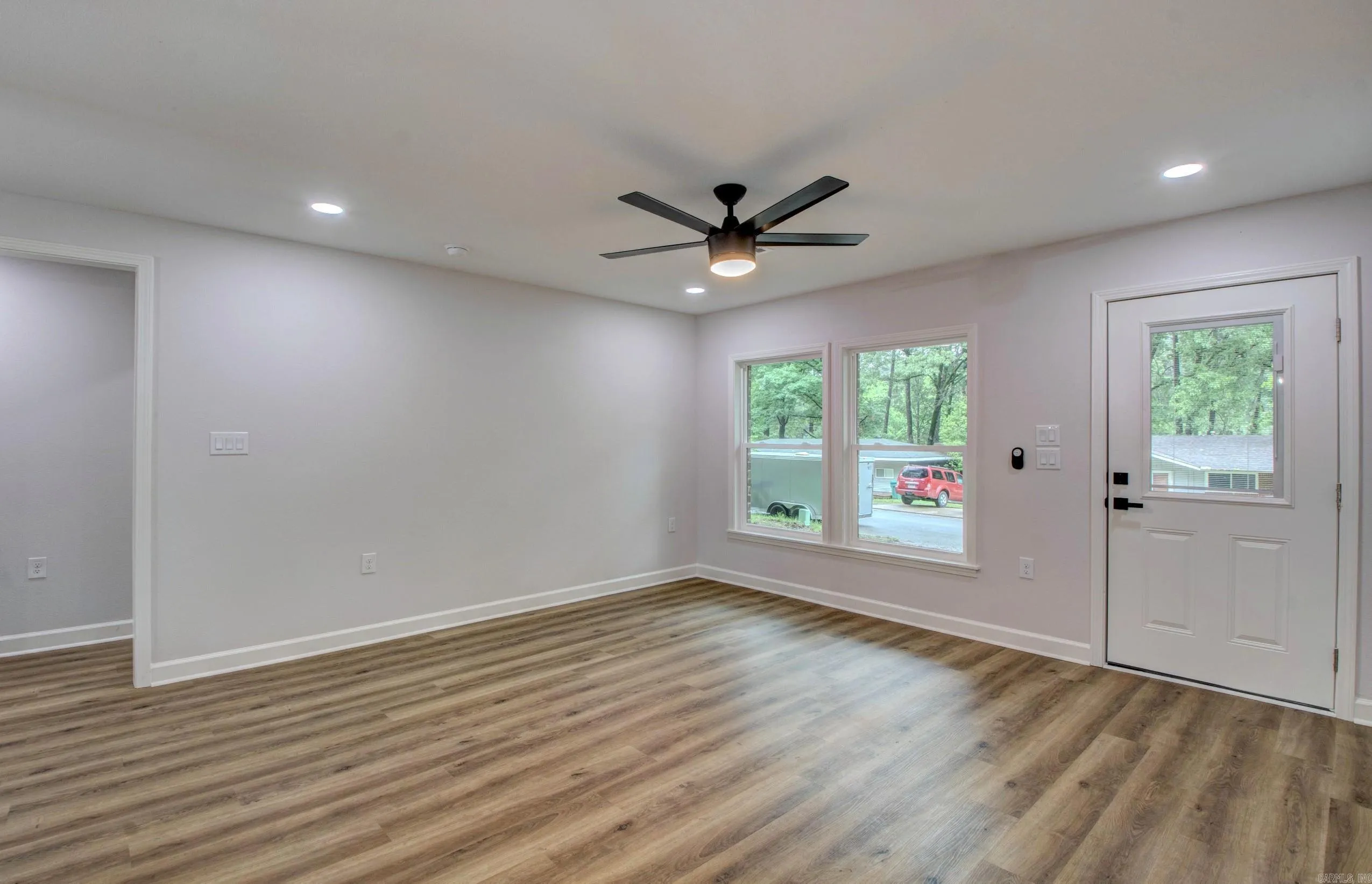 Property at 1114  Edgehill - Image 10
