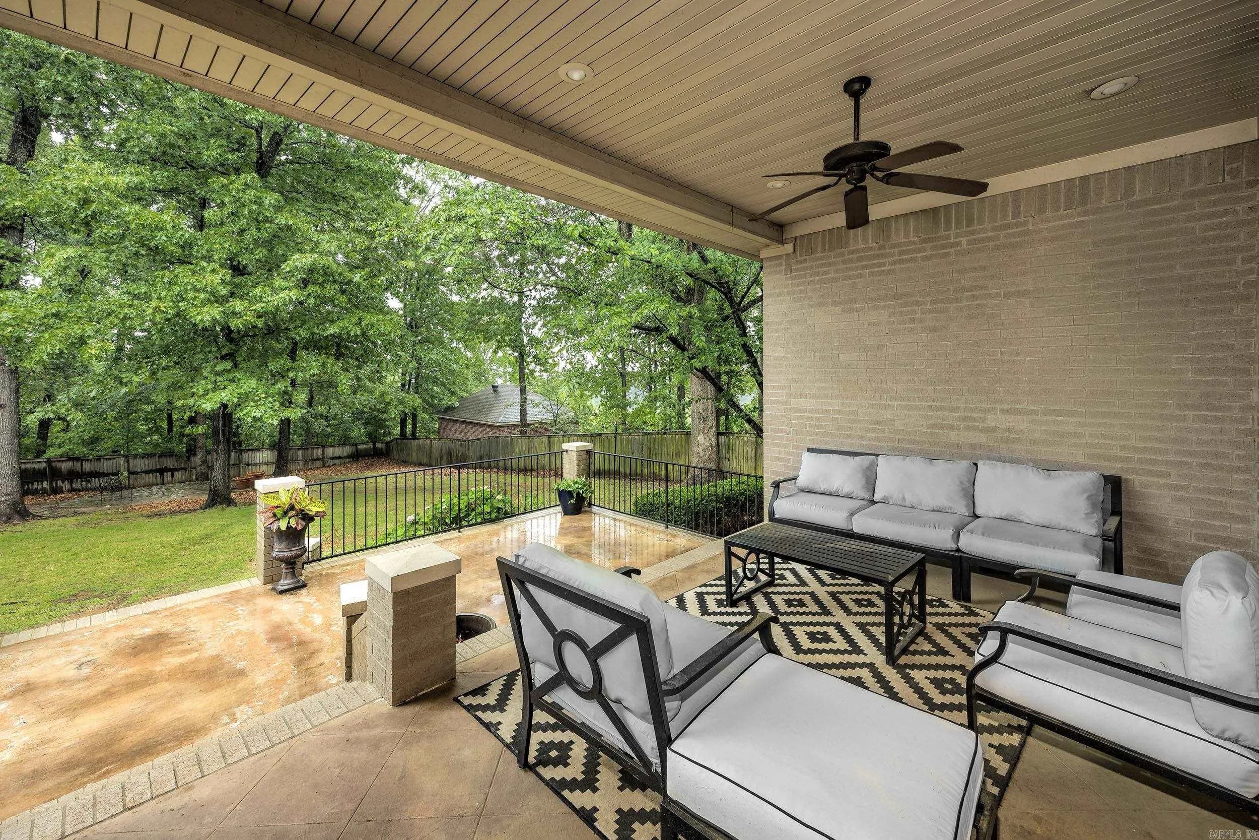Property at 126  Manitou - Image 39