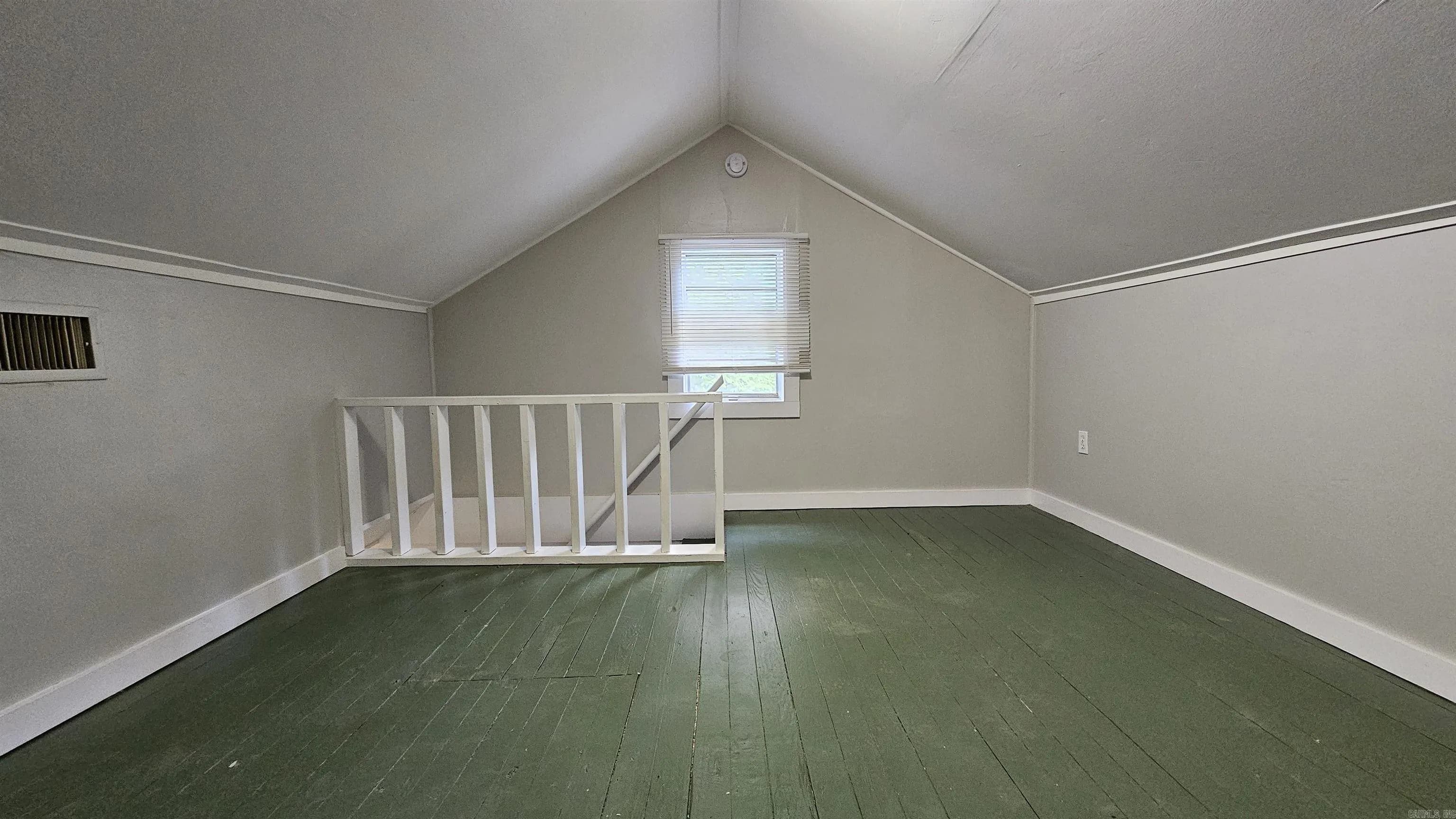 Property at 724 W 46th - Image 18