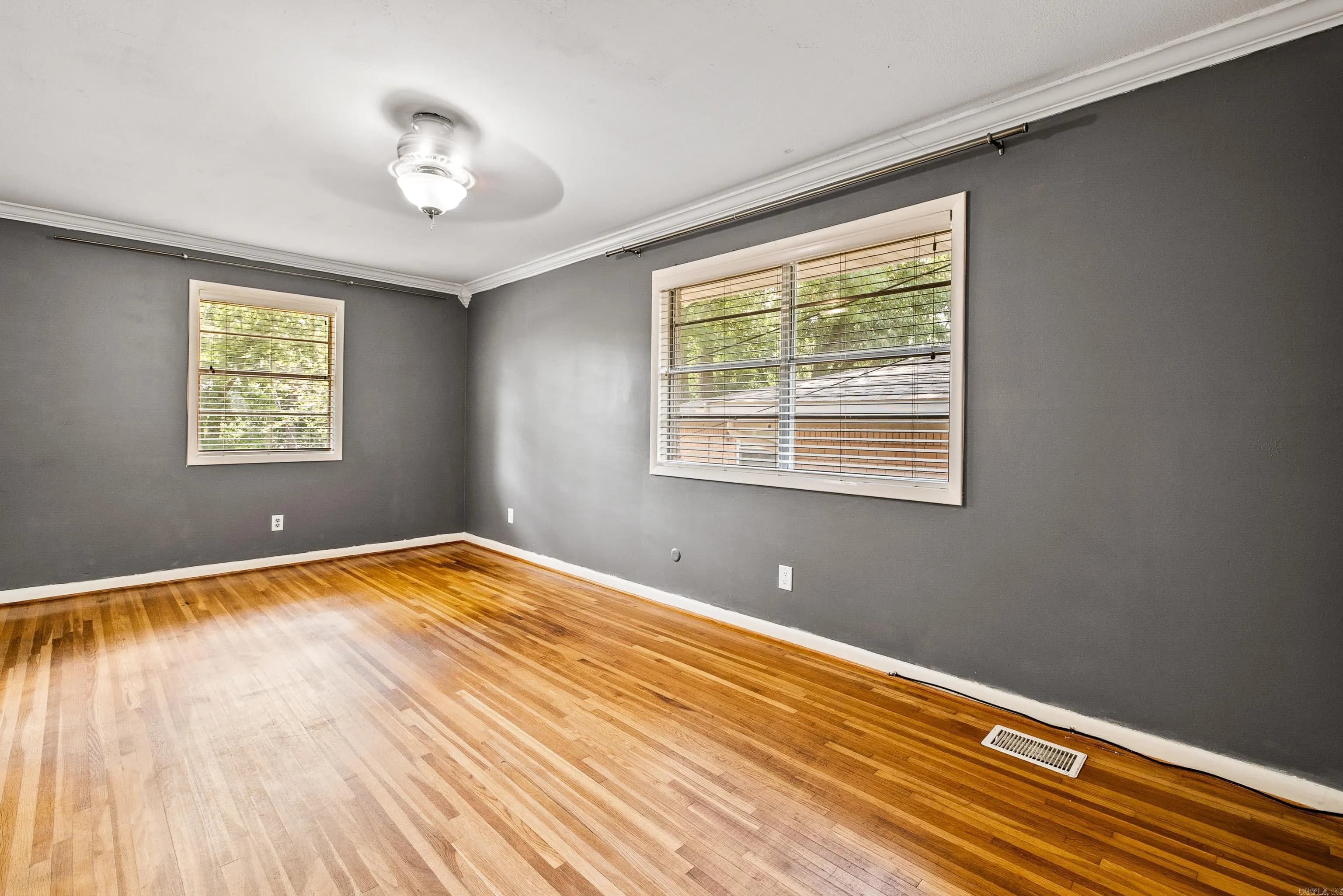 Property at 821  Mcadoo - Image 32