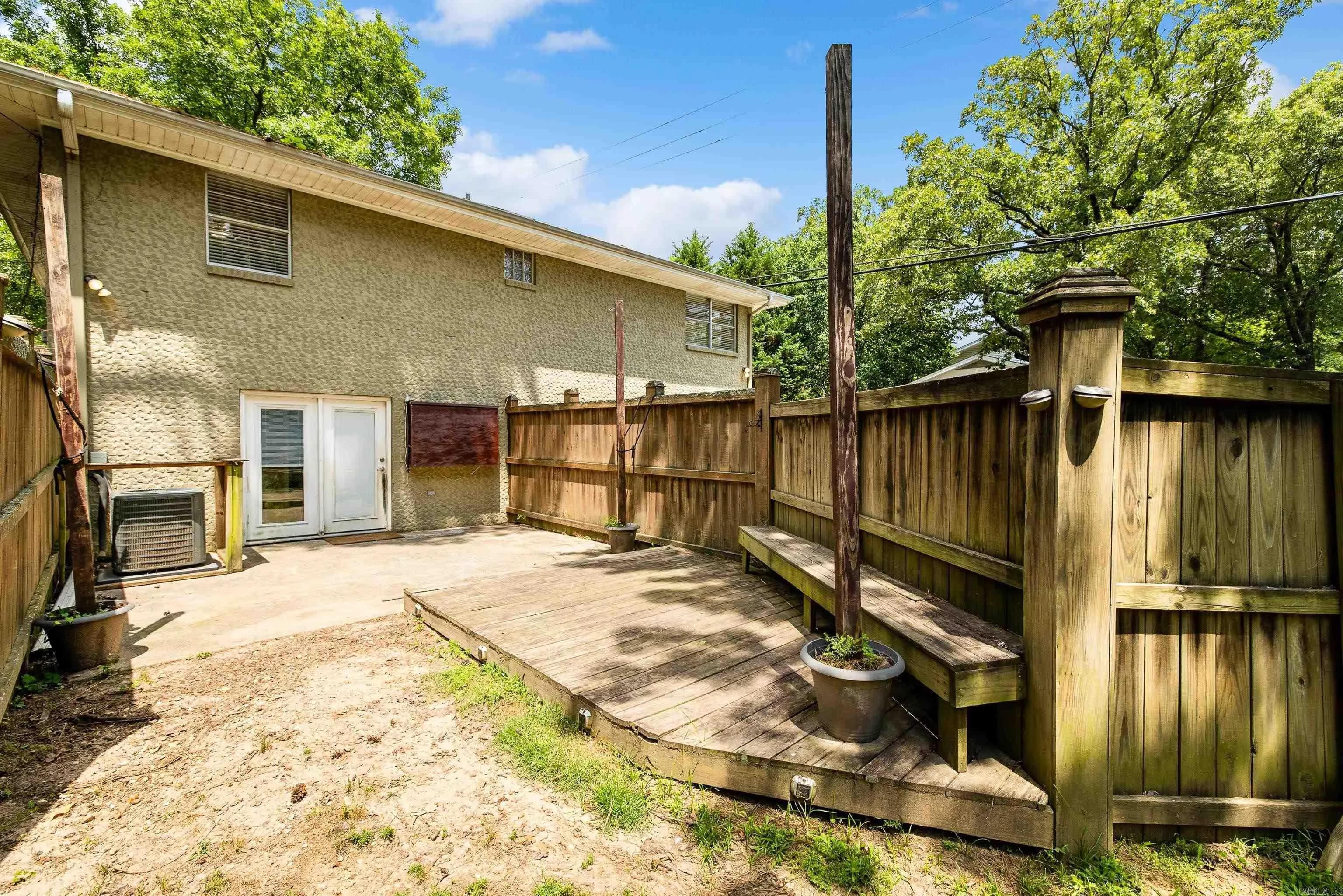 Property at 821  Mcadoo - Image 47