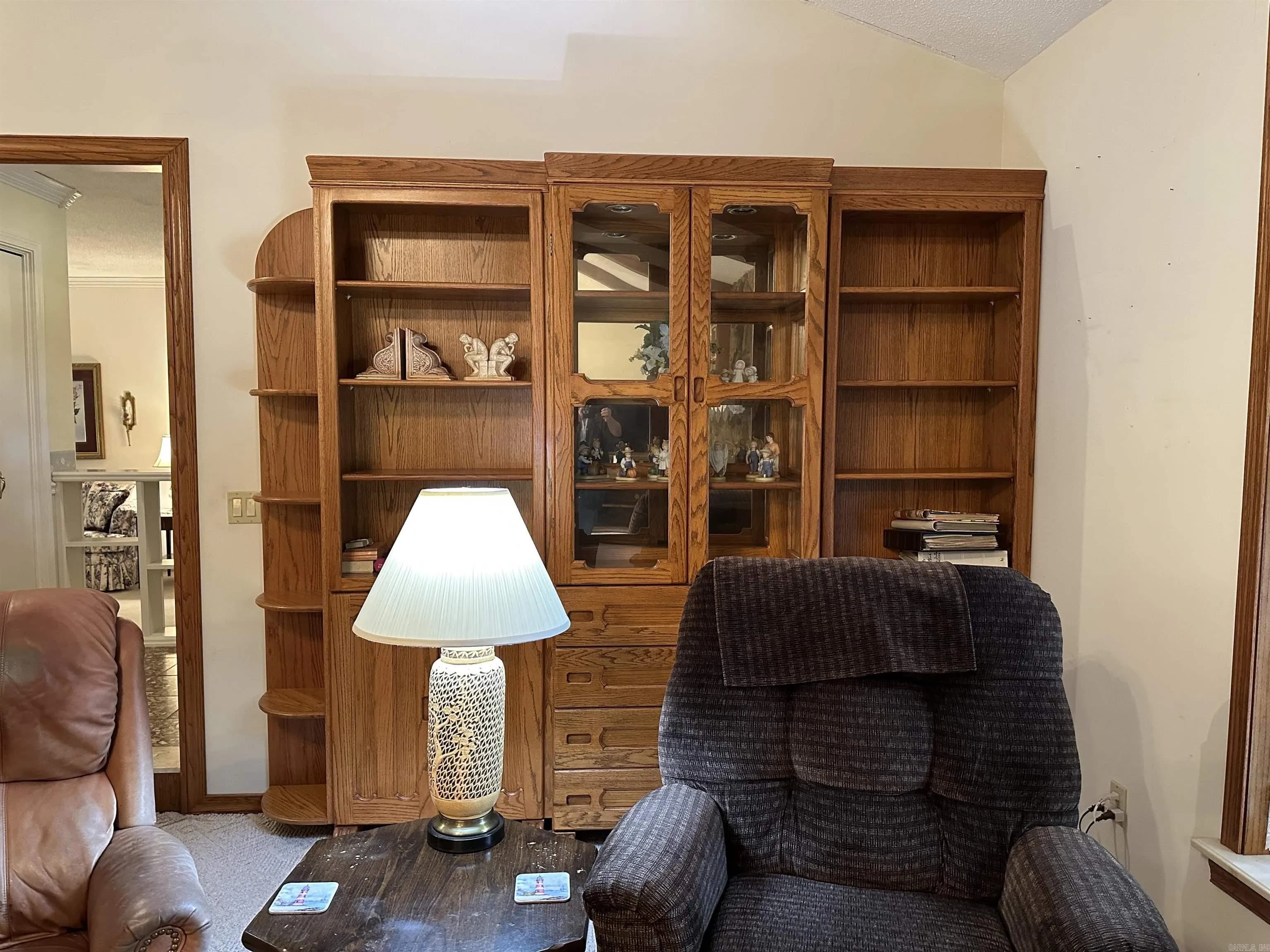 Property at 6  Greenbrier - Image 18