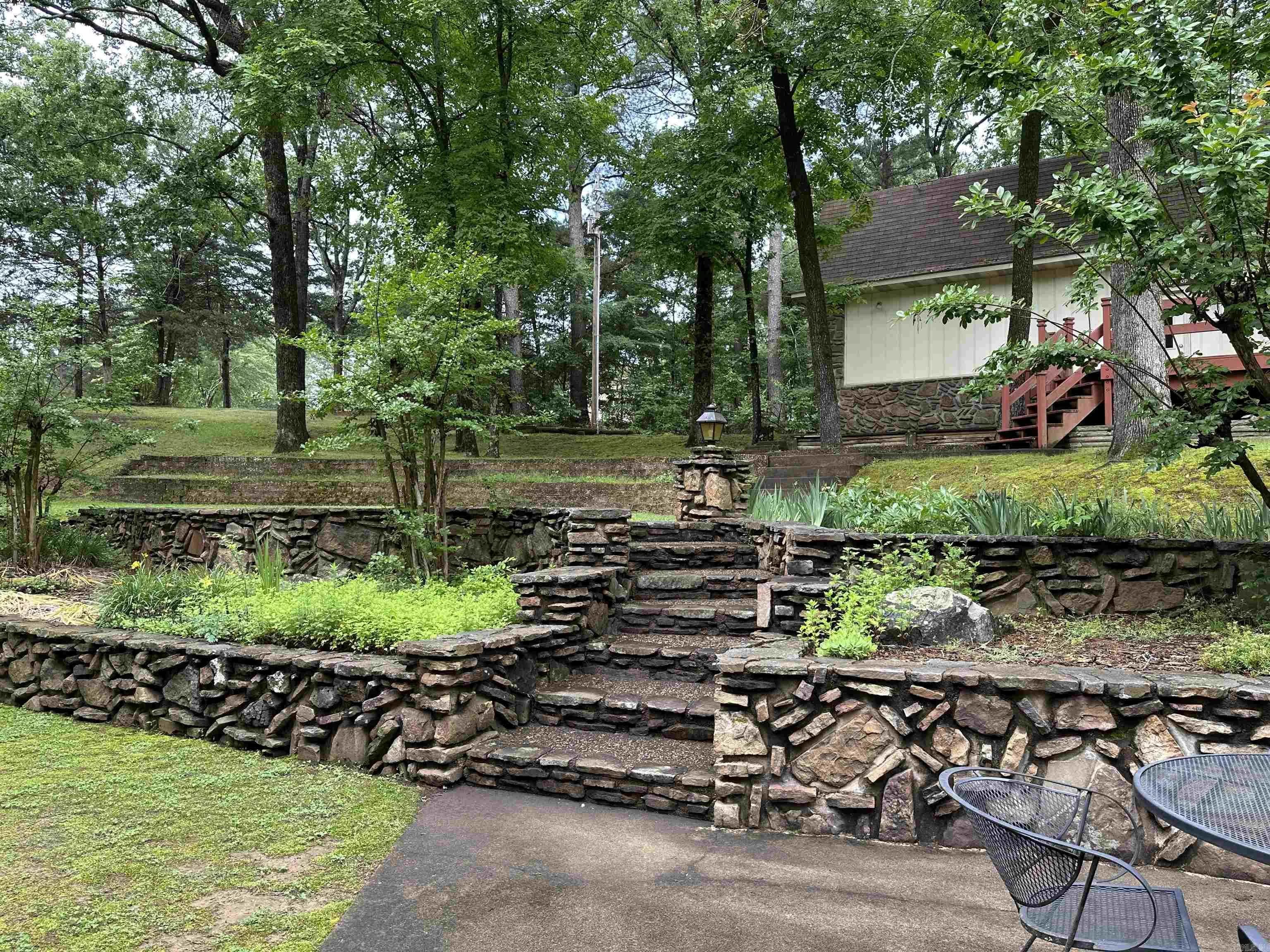 Property at 6  Greenbrier - Image 7