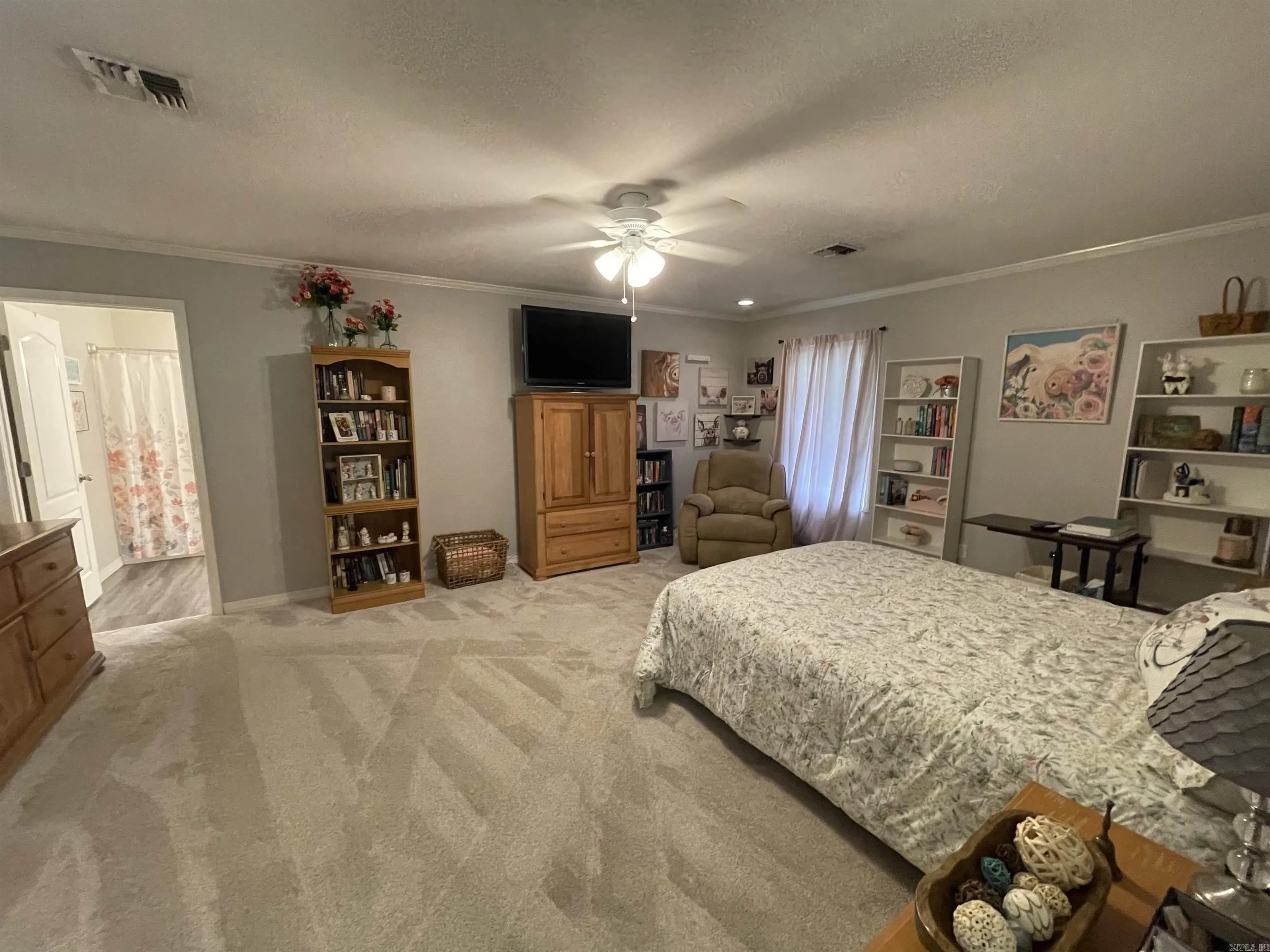 Property at 142  Timber ridge - Image 13