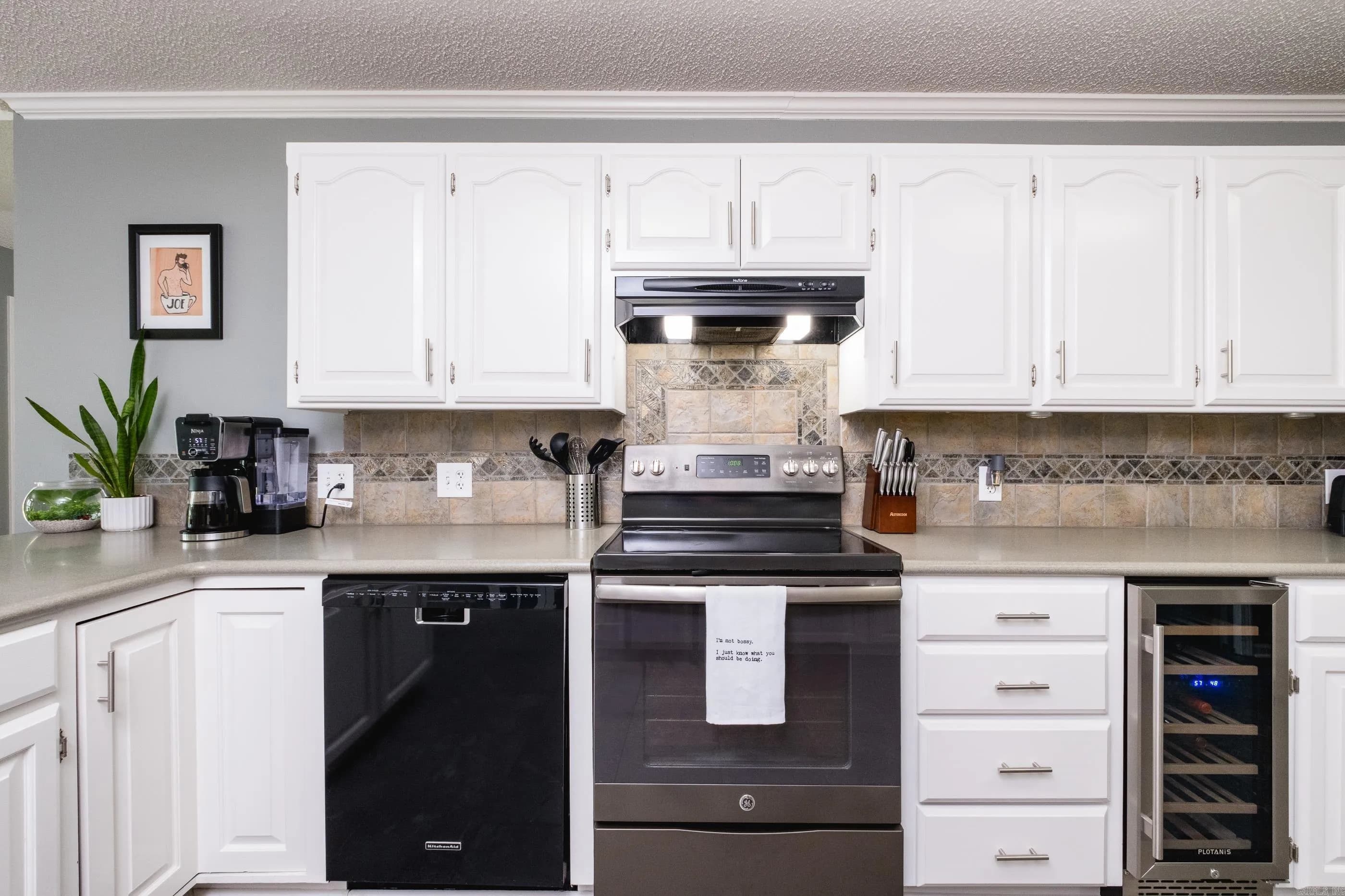 Property at 11  Blue mountain - Image 16