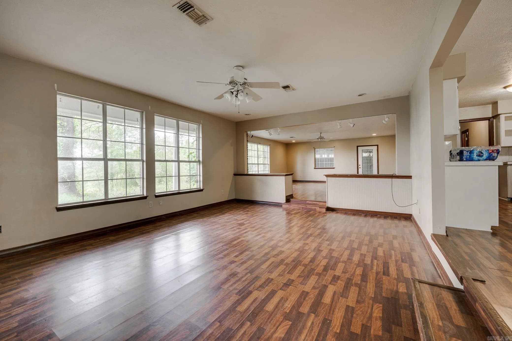 Property at 262  Elliott - Image 3