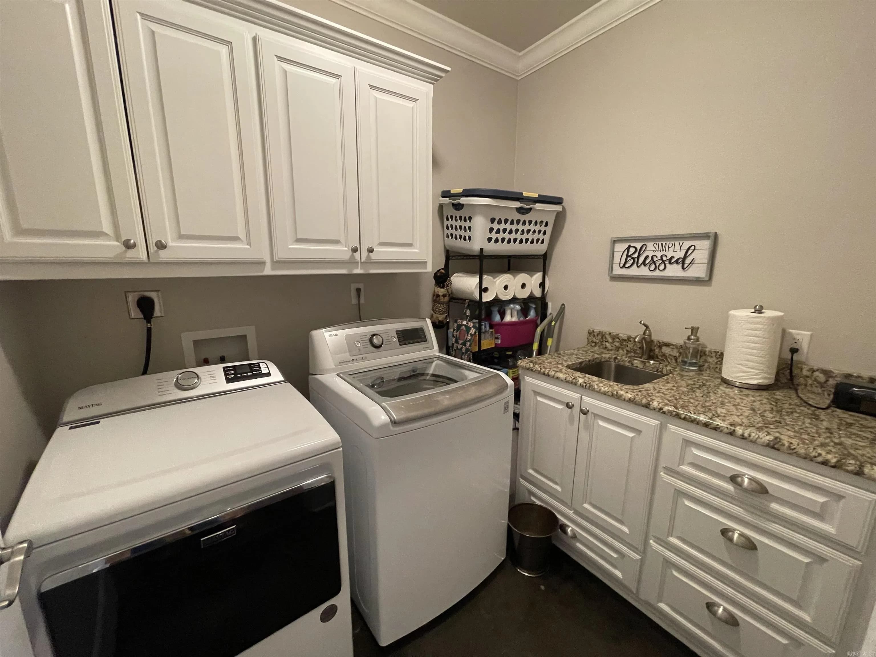 Property at 476  Augusta - Image 13