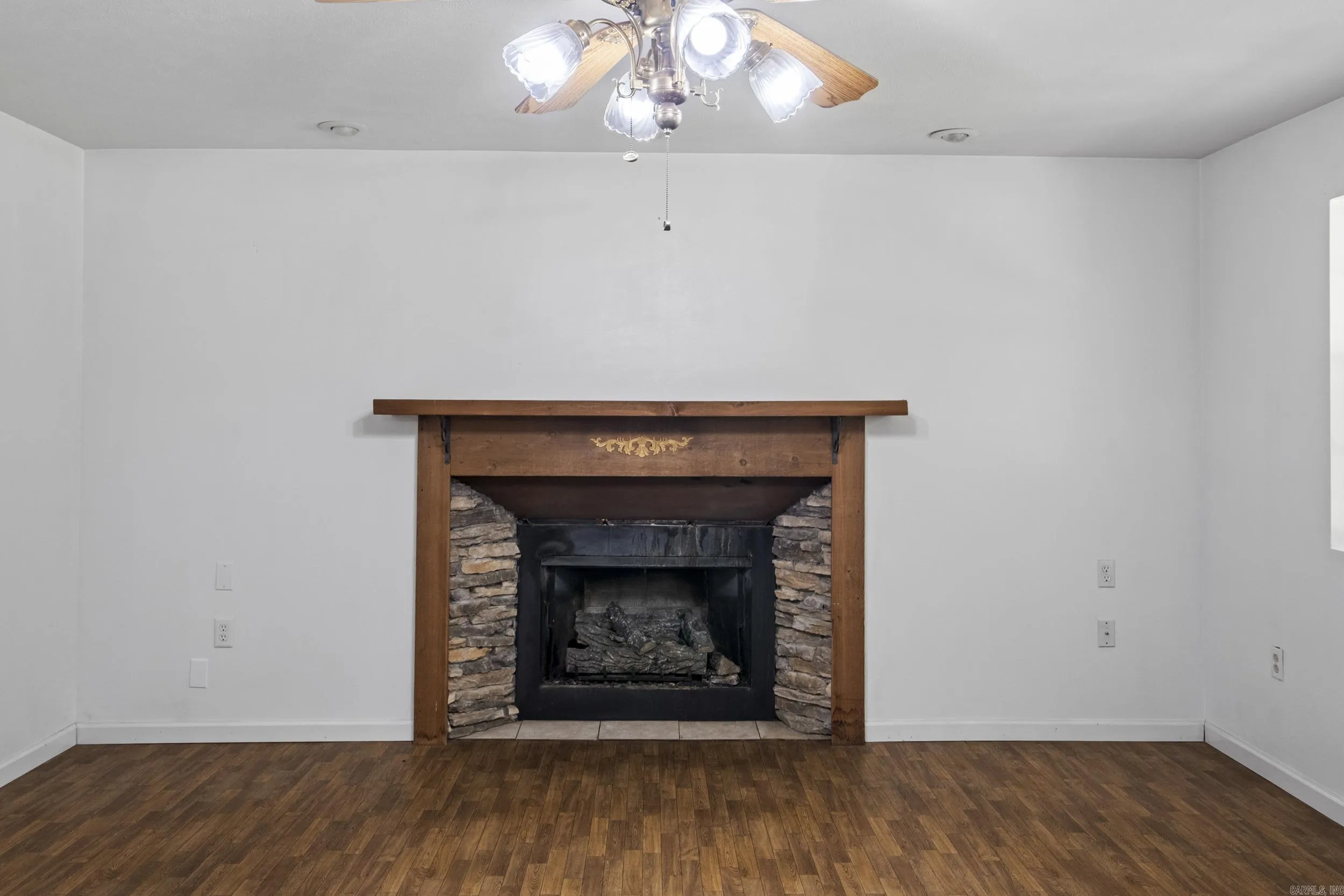 Property at 129  School - Image 19